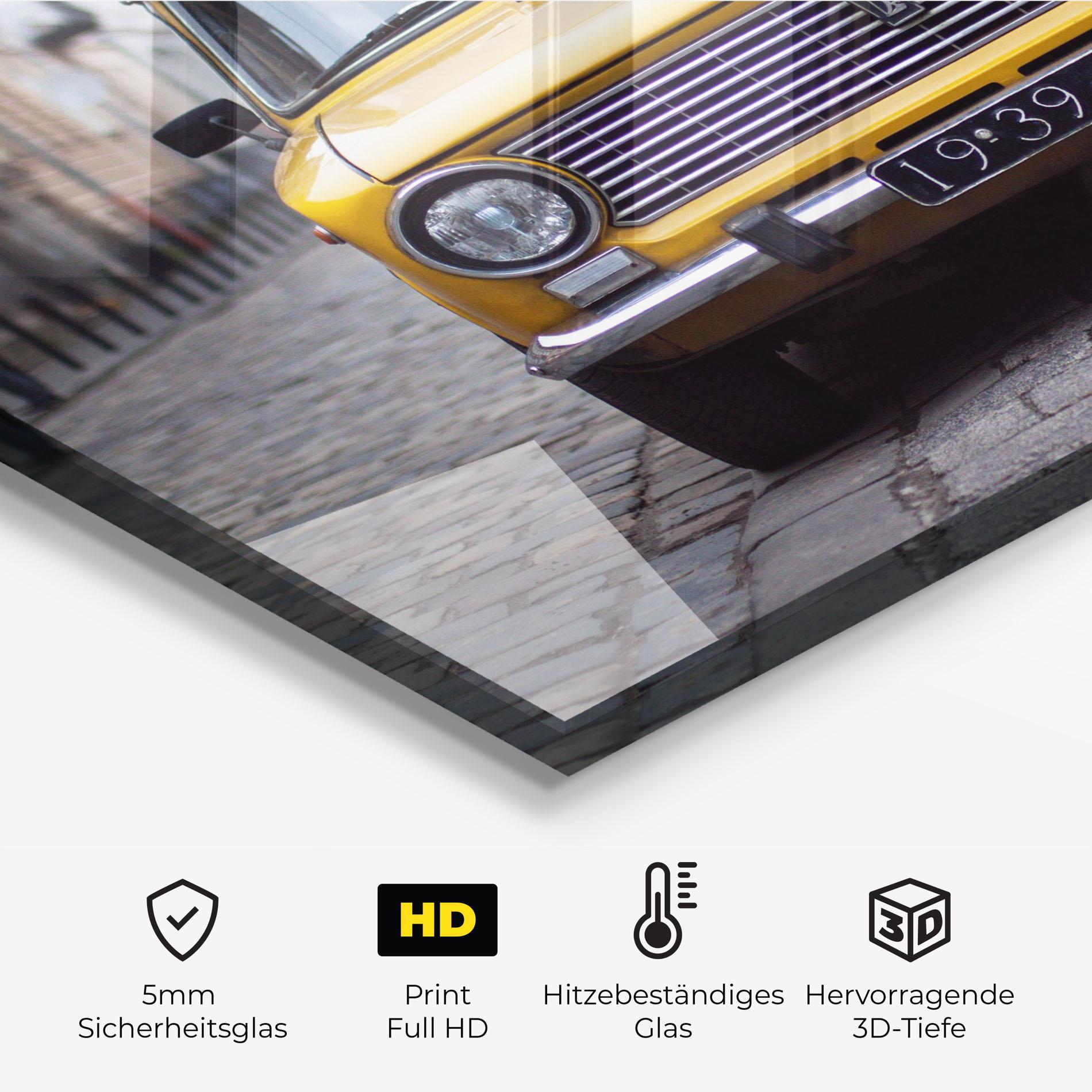 Küchenrückwand Glas Old Yellow Car mockup 2