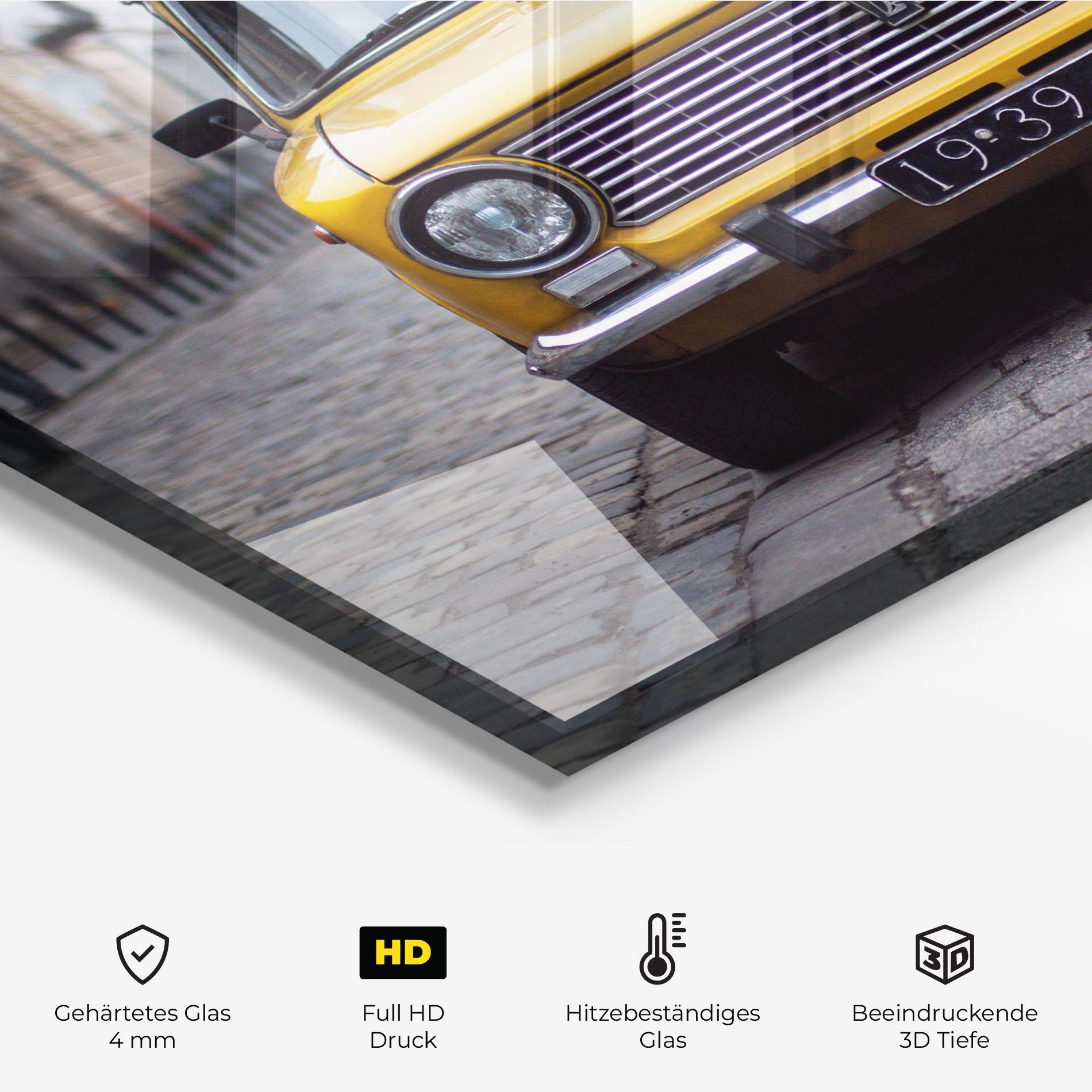Küchenrückwand Glas Old Yellow Car mockup 2