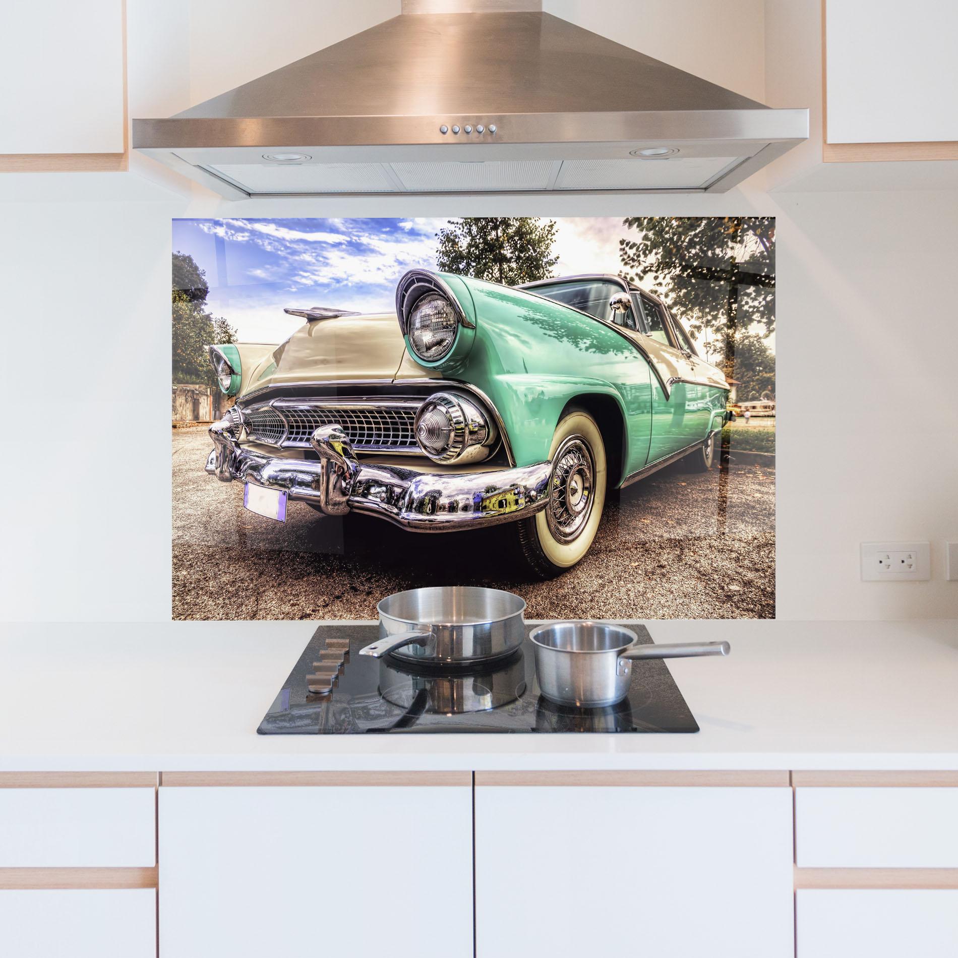Küchenrückwand Glas Green Vintage Car mockup 5