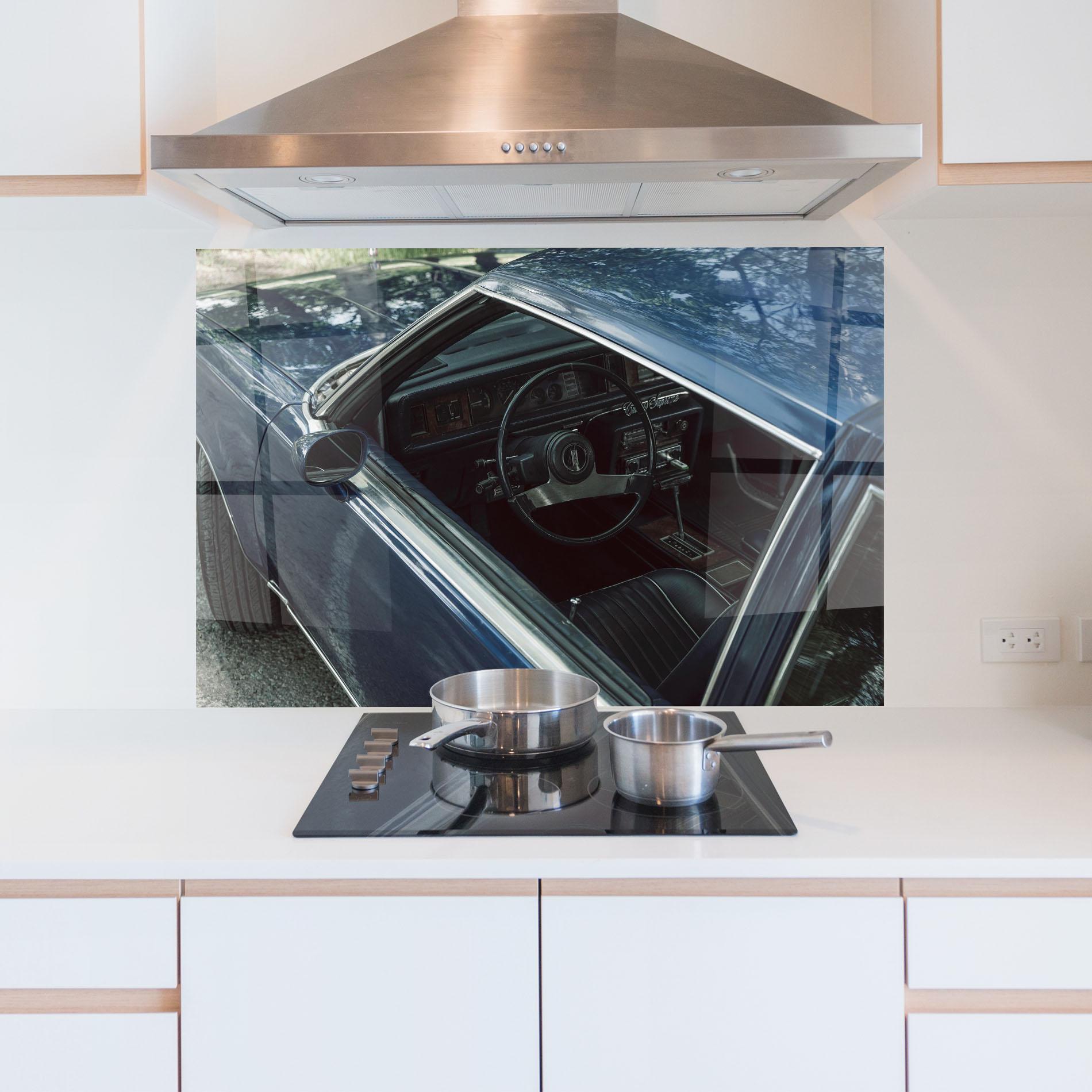 Küchenrückwand Glas Old Blue Car mockup 5