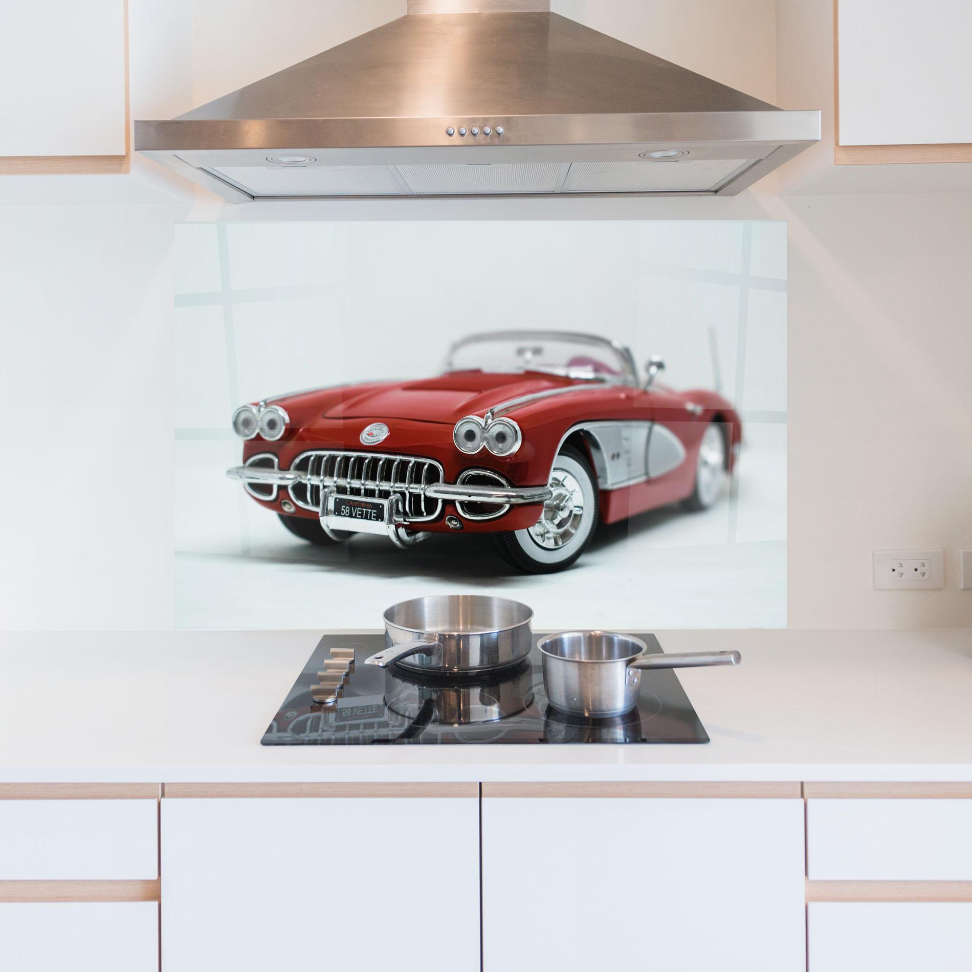 Küchenrückwand Glas Vintage Red Car mockup 5