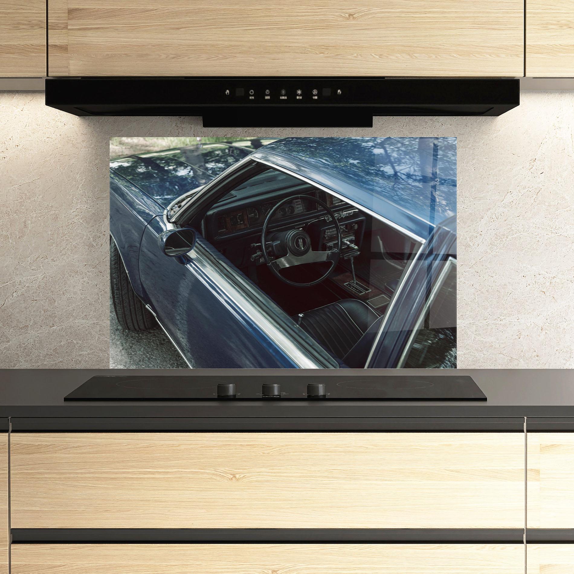 Küchenrückwand Glas Old Blue Car mockup 3