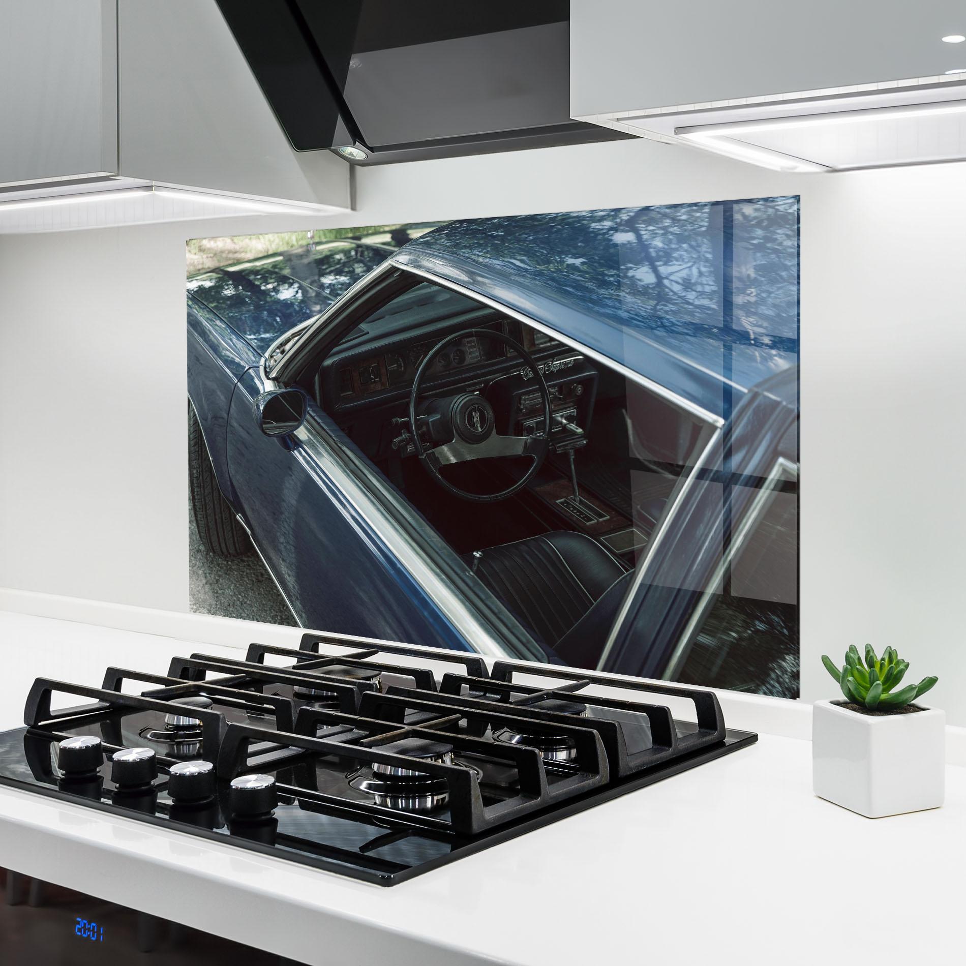 Küchenrückwand Glas Old Blue Car mockup 6