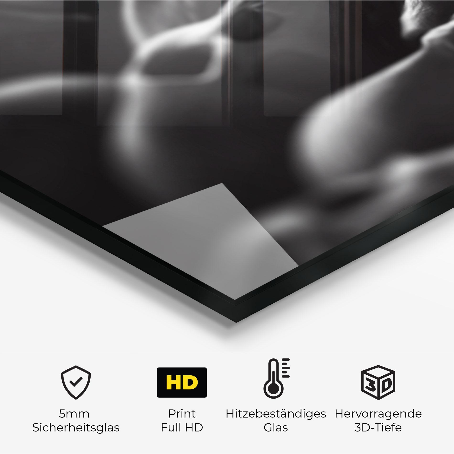 Küchenrückwand Glas Gray Human Skull mockup 2