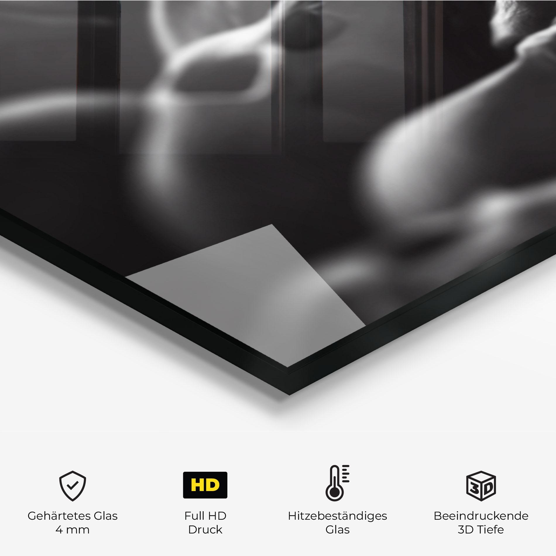 Küchenrückwand Glas Gray Human Skull mockup 2