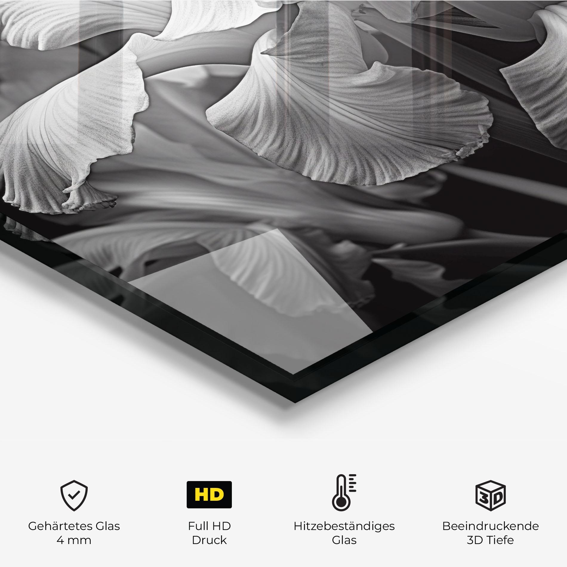 Küchenrückwand Glas Grey On Black Iris mockup 2