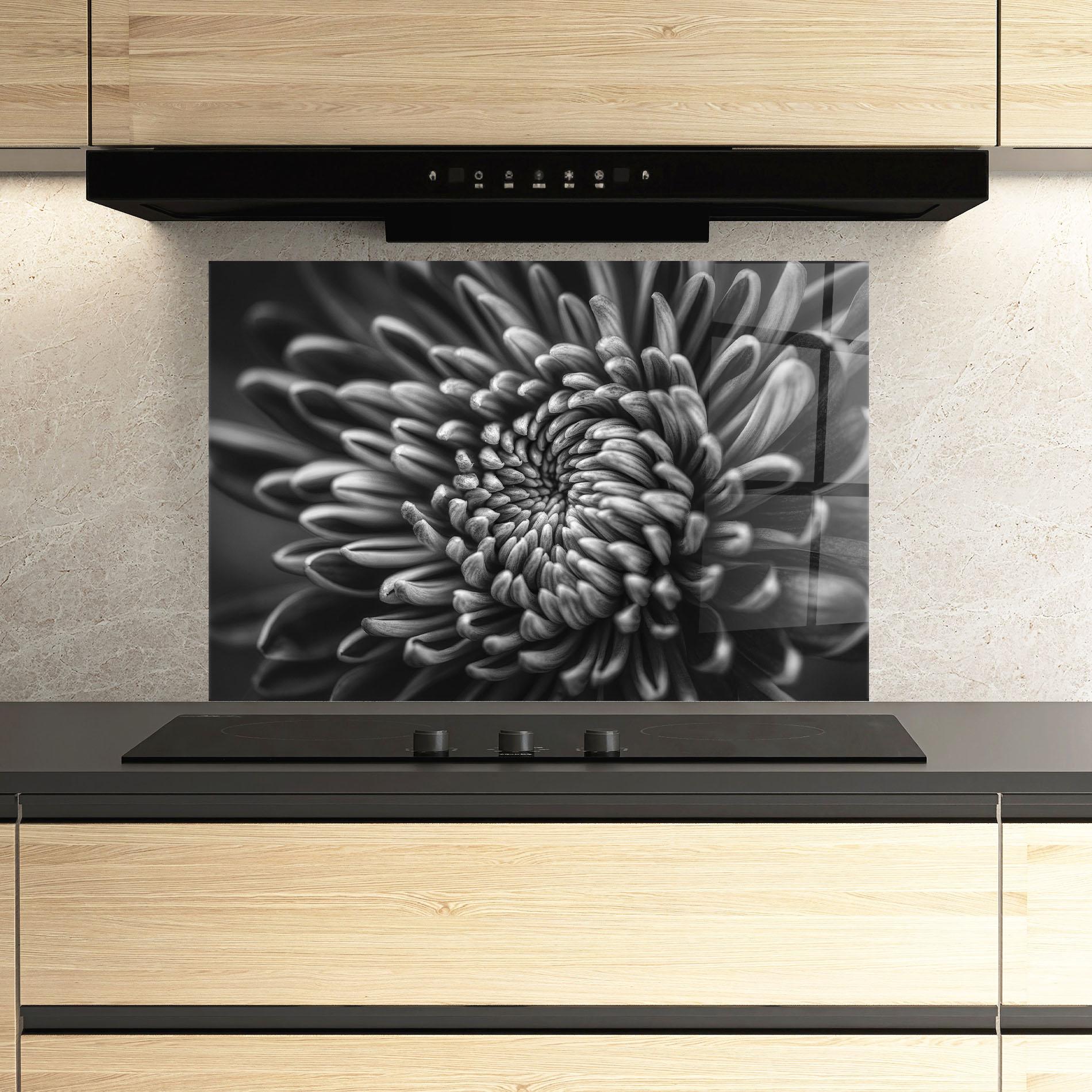 Küchenrückwand Glas Grey Flower mockup 3