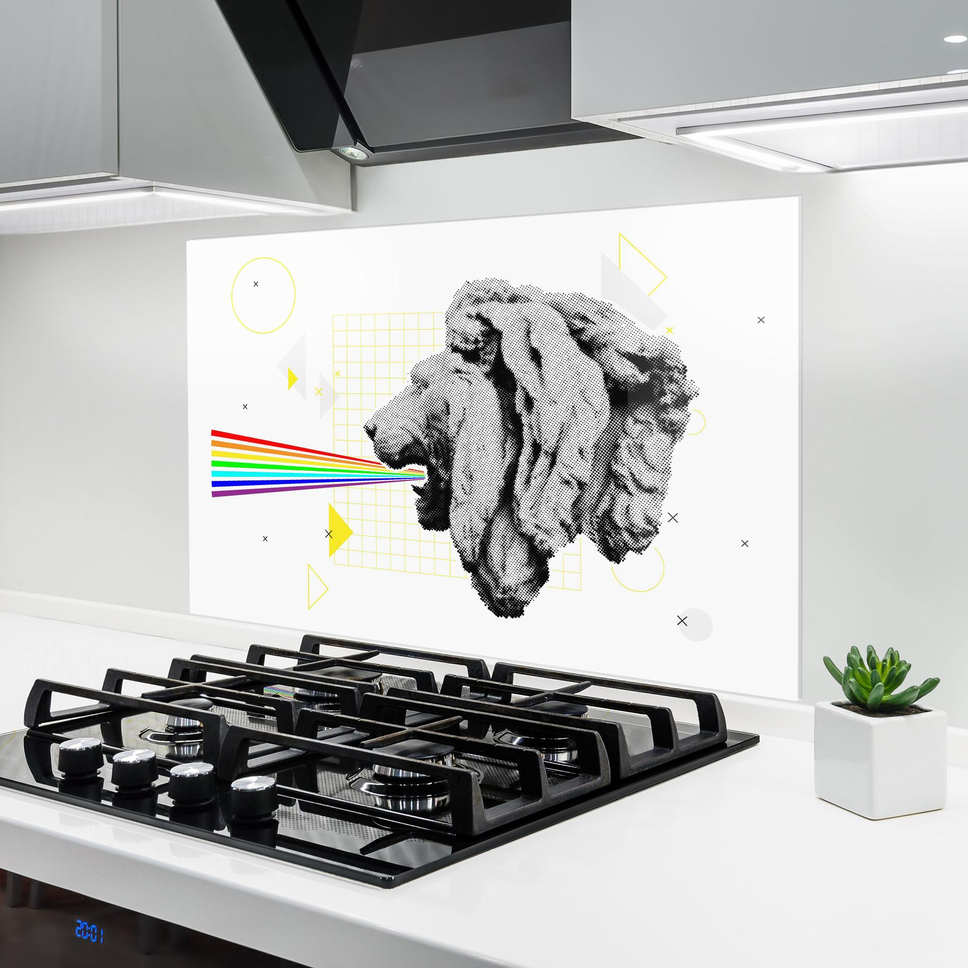 Küchenrückwand Glas Lion Collage mockup 6