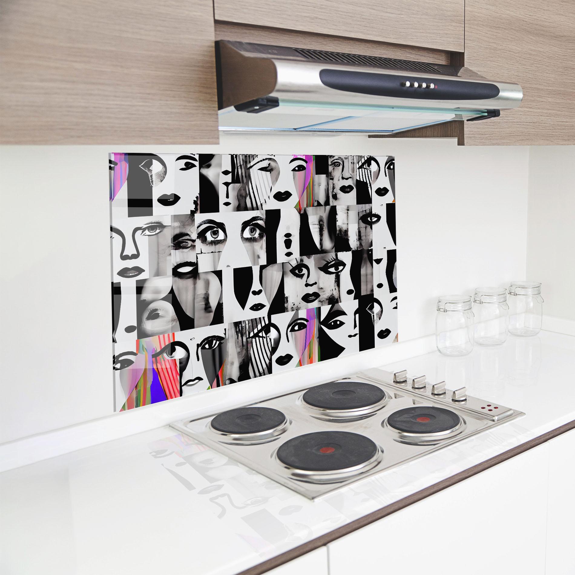 Küchenrückwand Glas Black White Face mockup 8