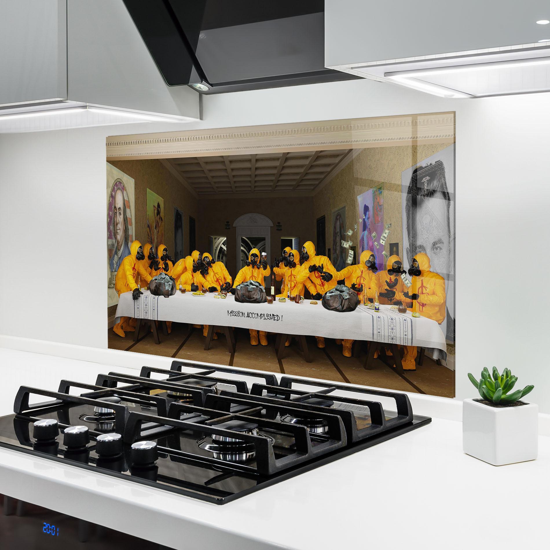 Küchenrückwand Glas Mission Accomplished mockup 6