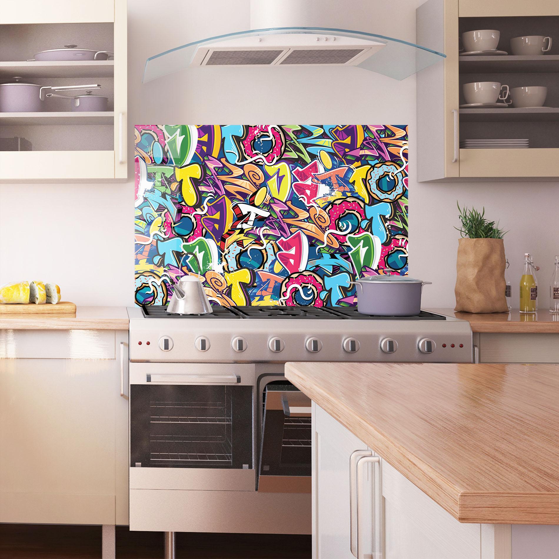 Küchenrückwand Glas Graffiti Letters mockup 1