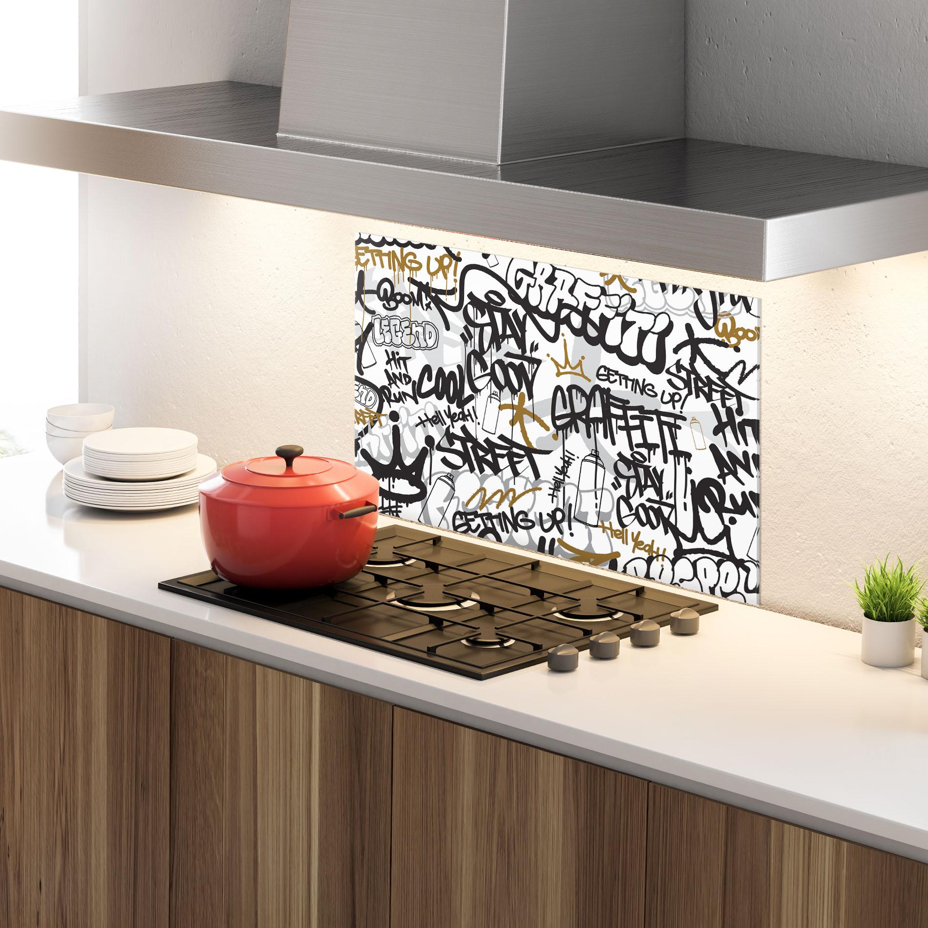Küchenrückwand Glas Black Yellow Graffiti mockup 4
