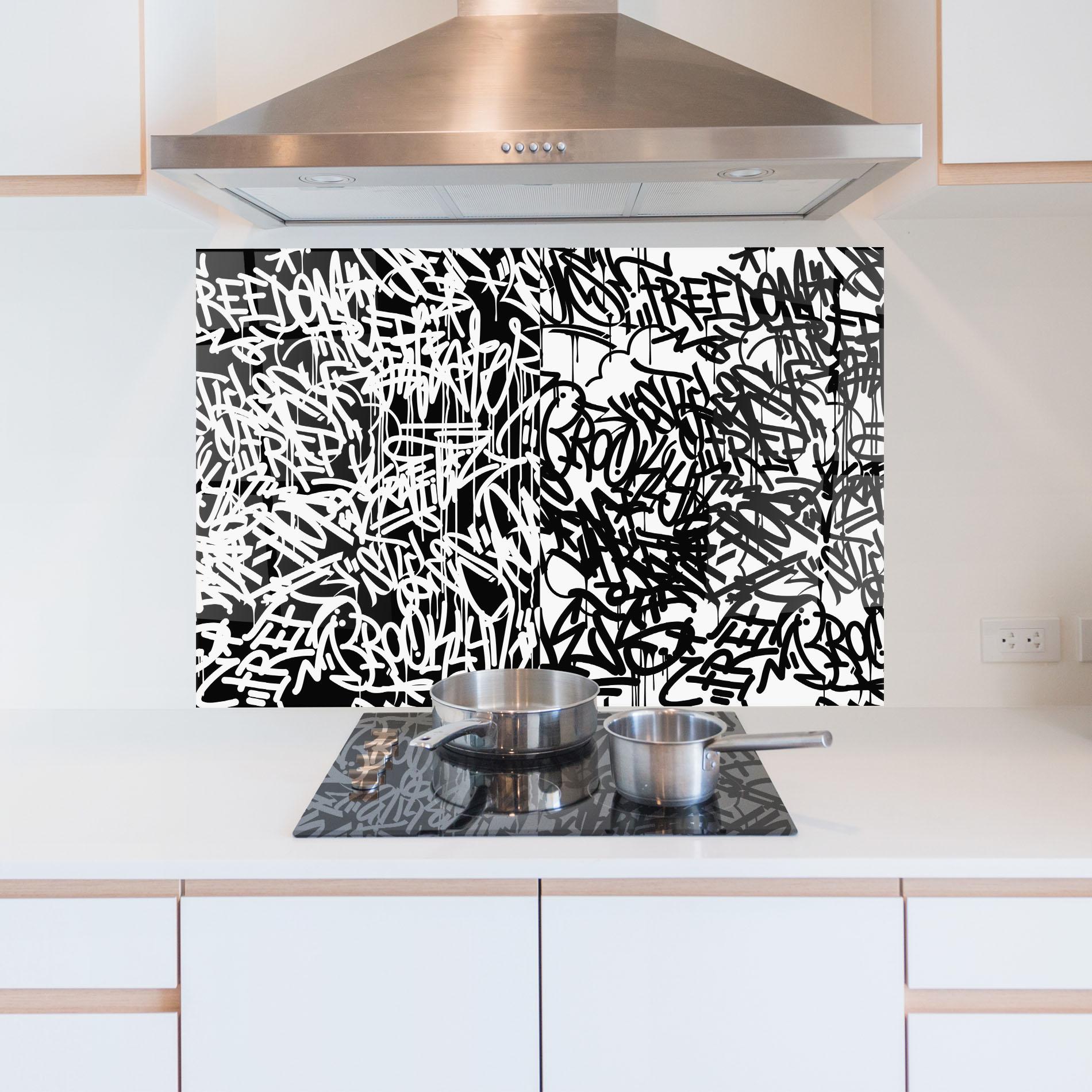 Küchenrückwand Glas Black White Graffiti mockup 5