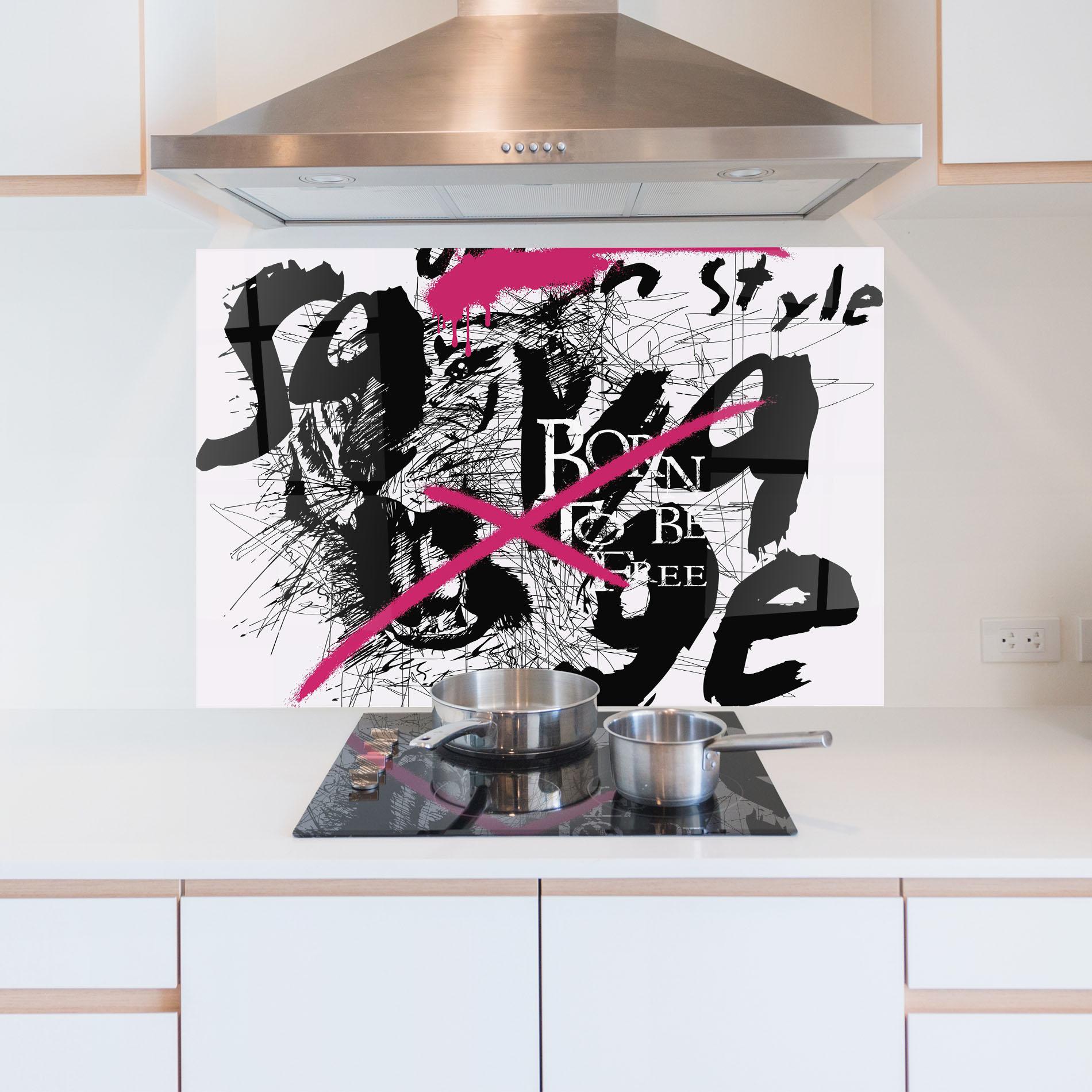 Küchenrückwand Glas Born Free Graffiti mockup 5