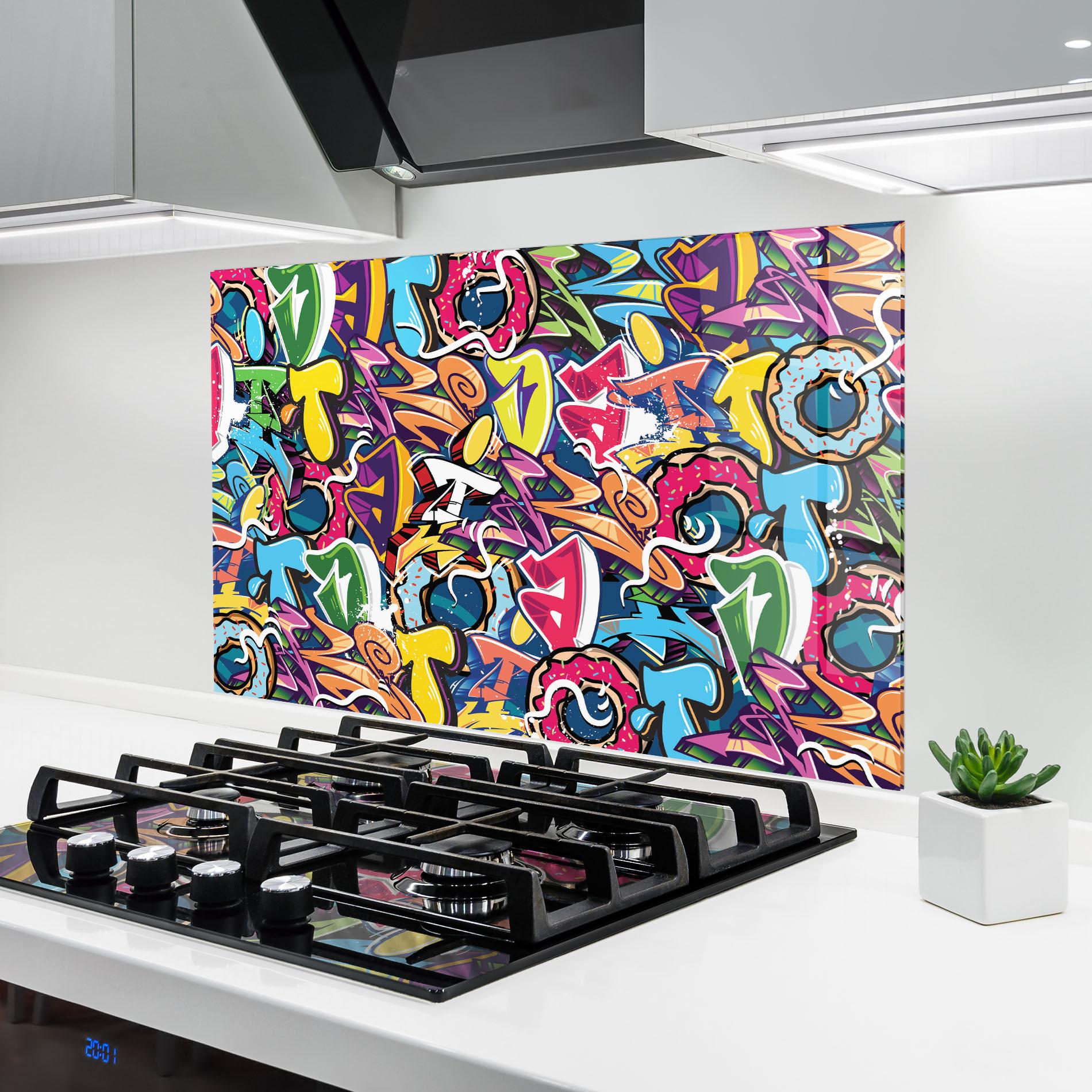 Küchenrückwand Glas Graffiti Letters mockup 6