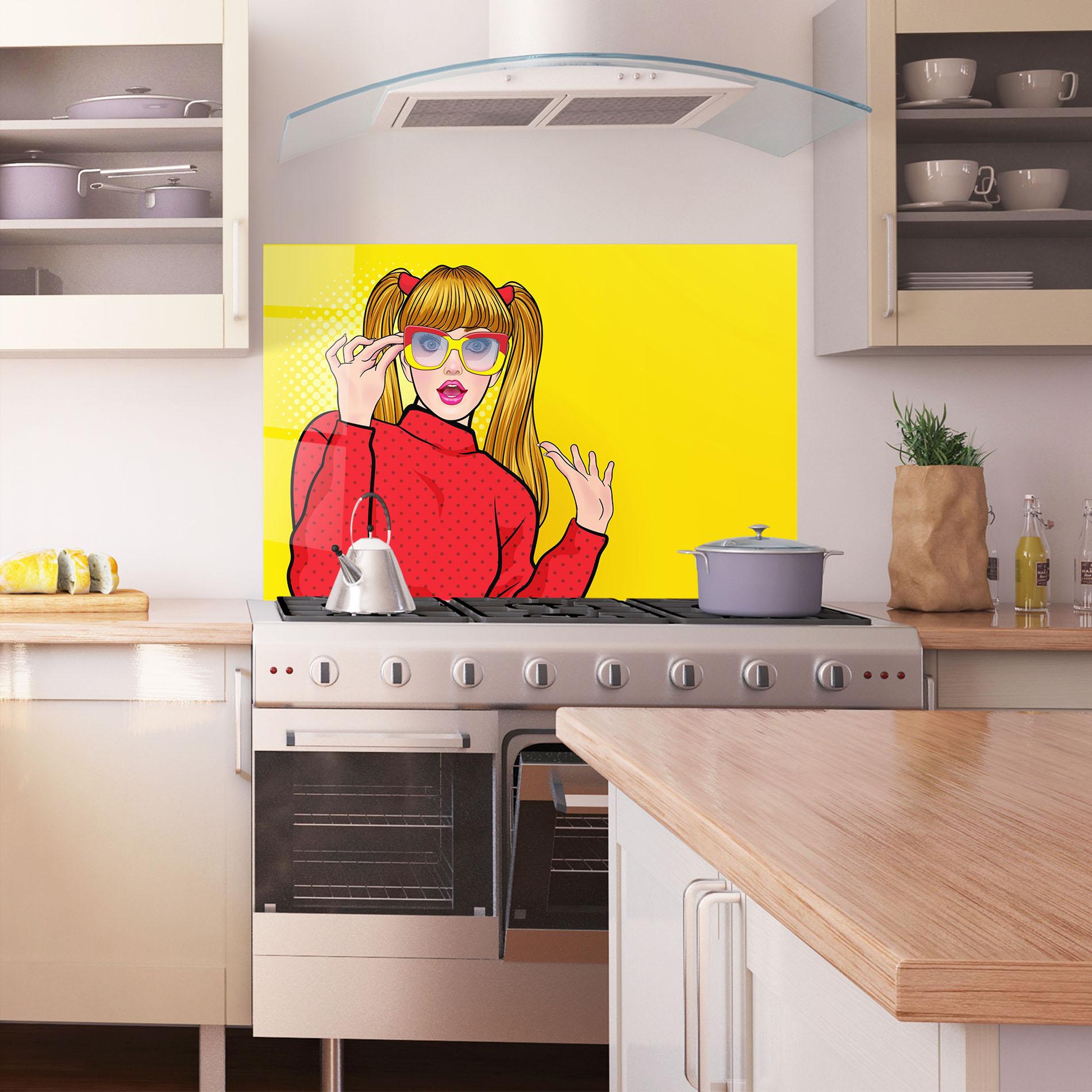 Küchenrückwand Glas Pop Woman Surprised mockup 1