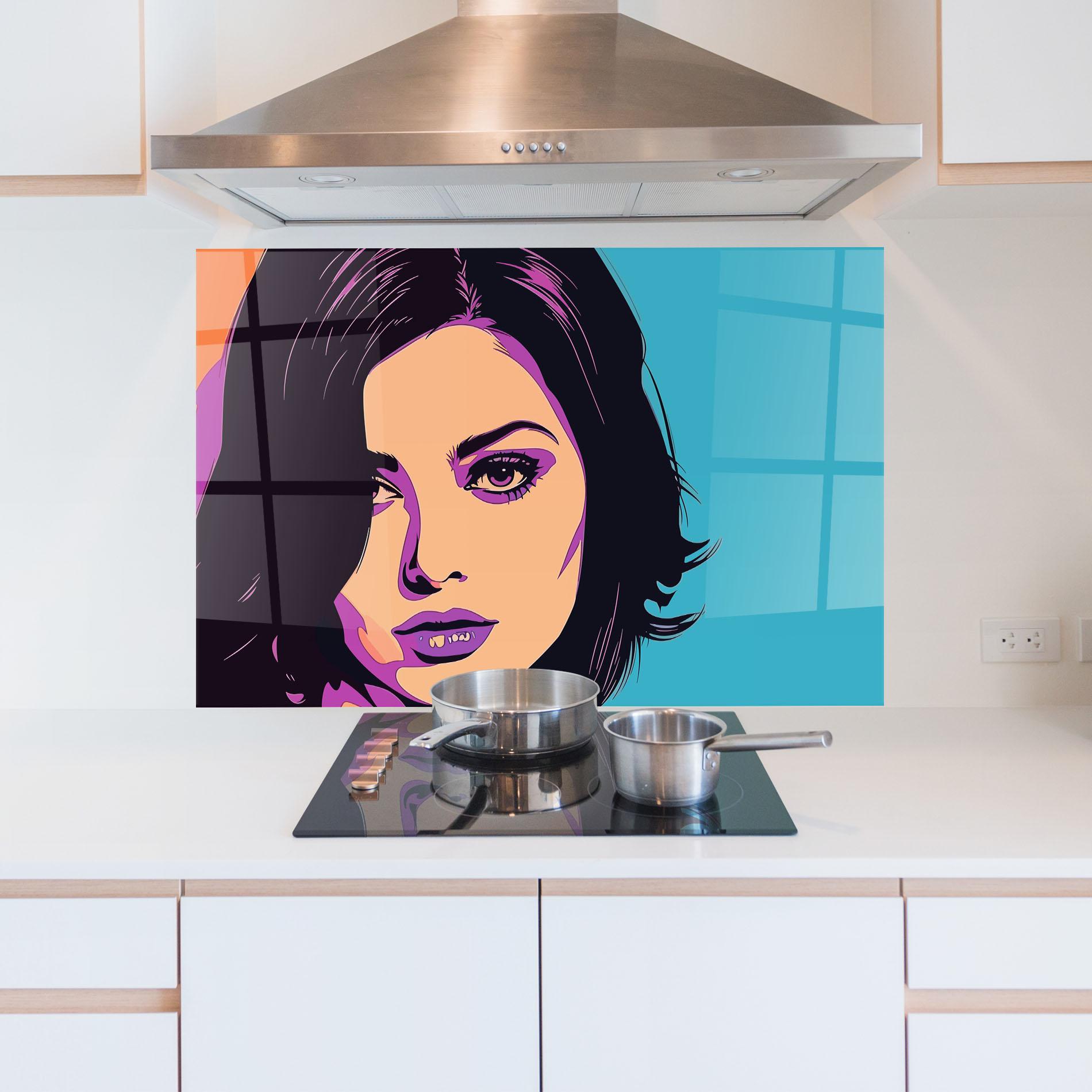 Küchenrückwand Glas Pop Purple Woman mockup 5