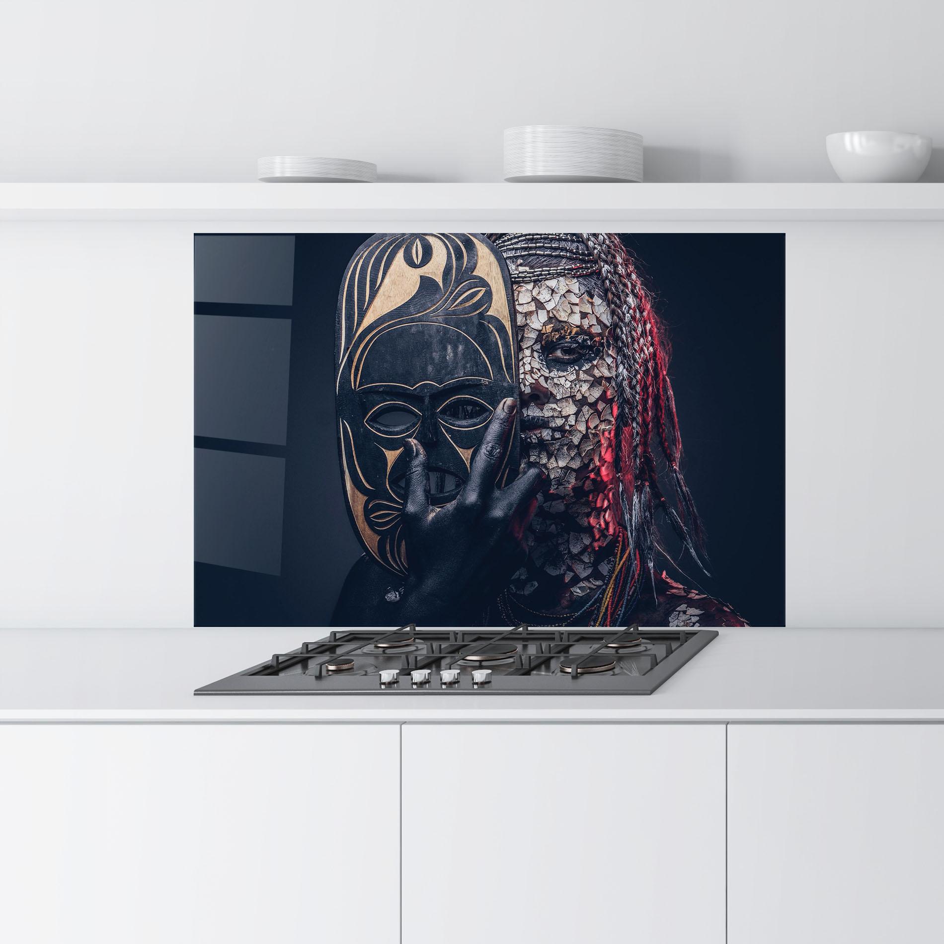 Küchenrückwand Glas African Tribe Costume mockup 9