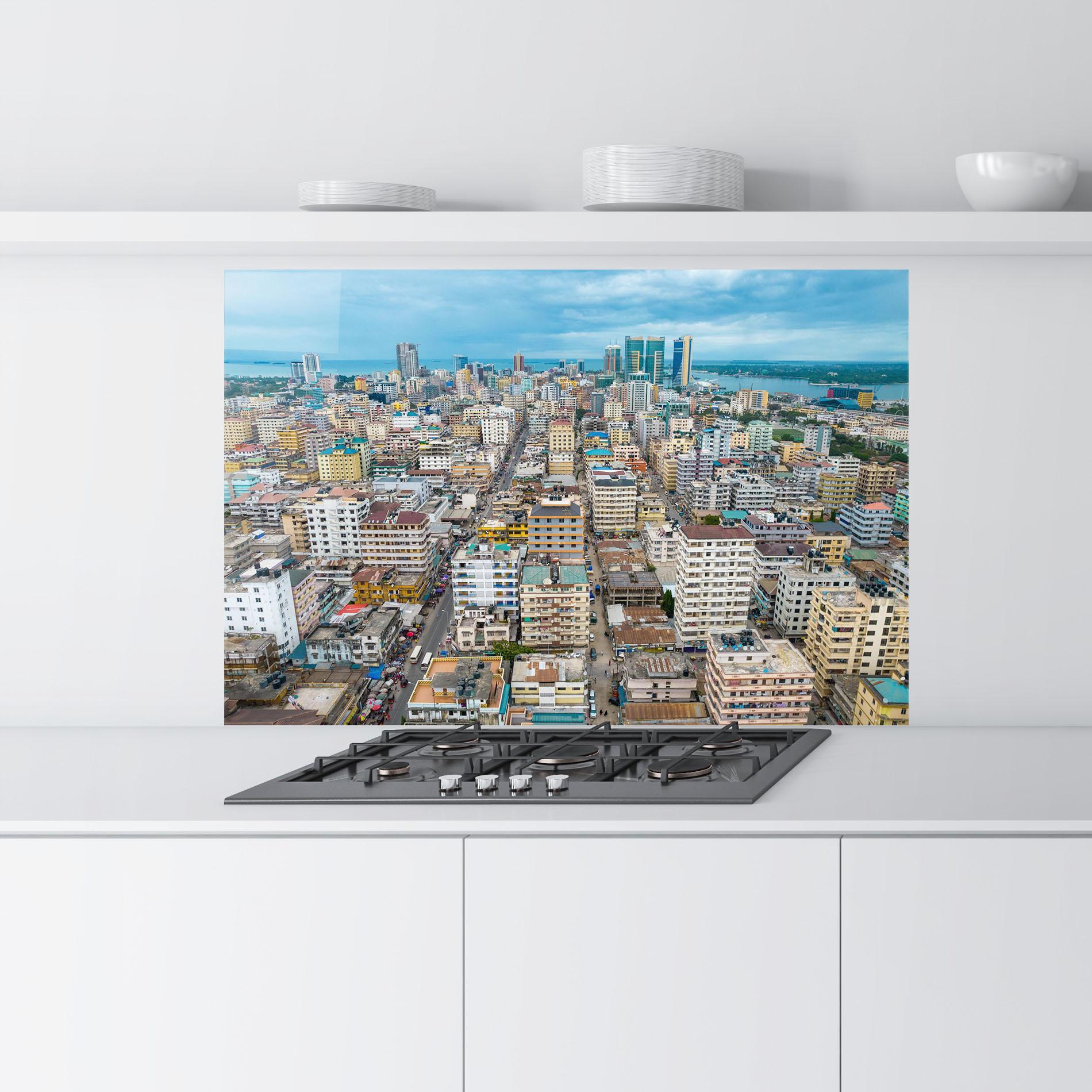 Küchenrückwand Glas Tanzania Building View mockup 9