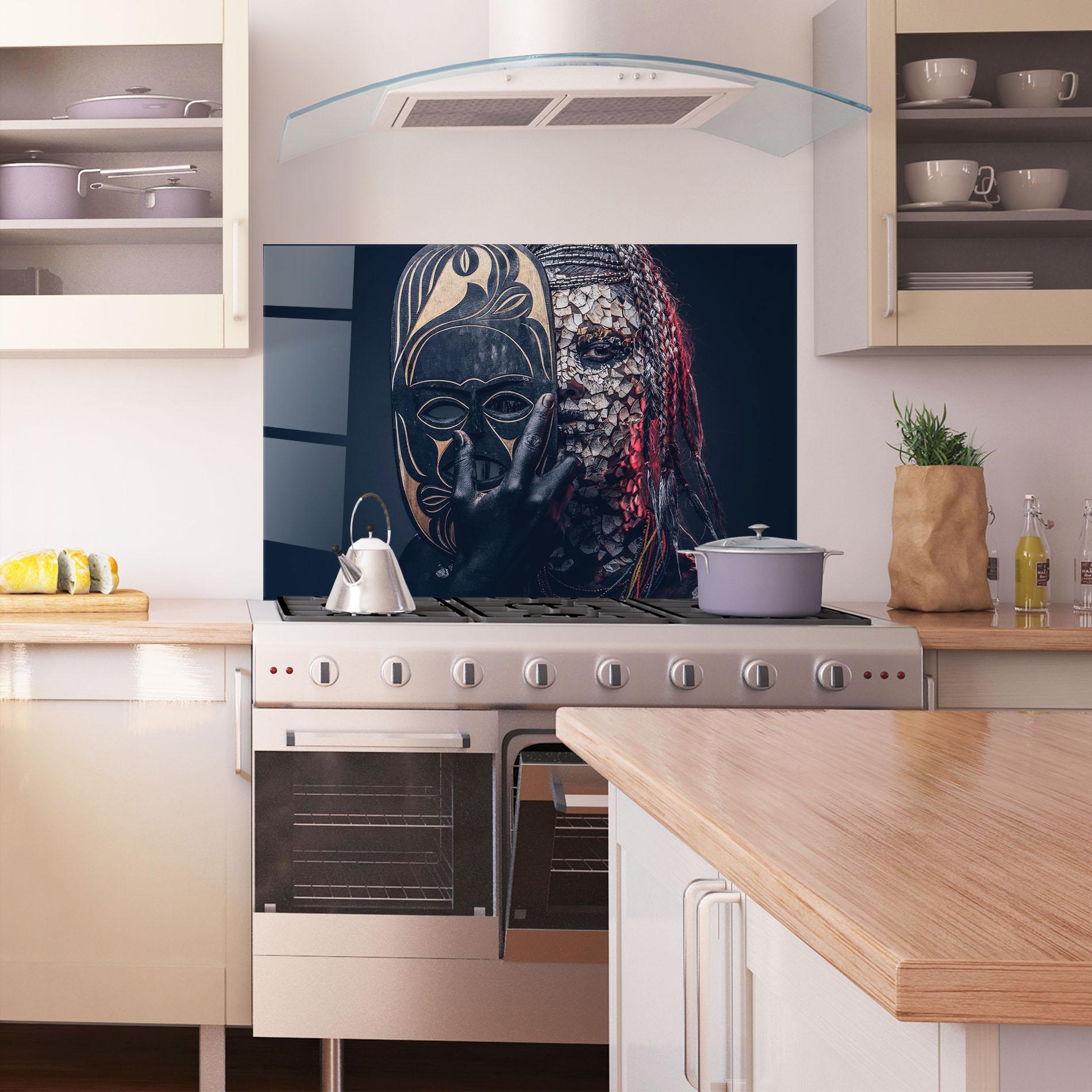 Küchenrückwand Glas African Tribe Costume mockup 1
