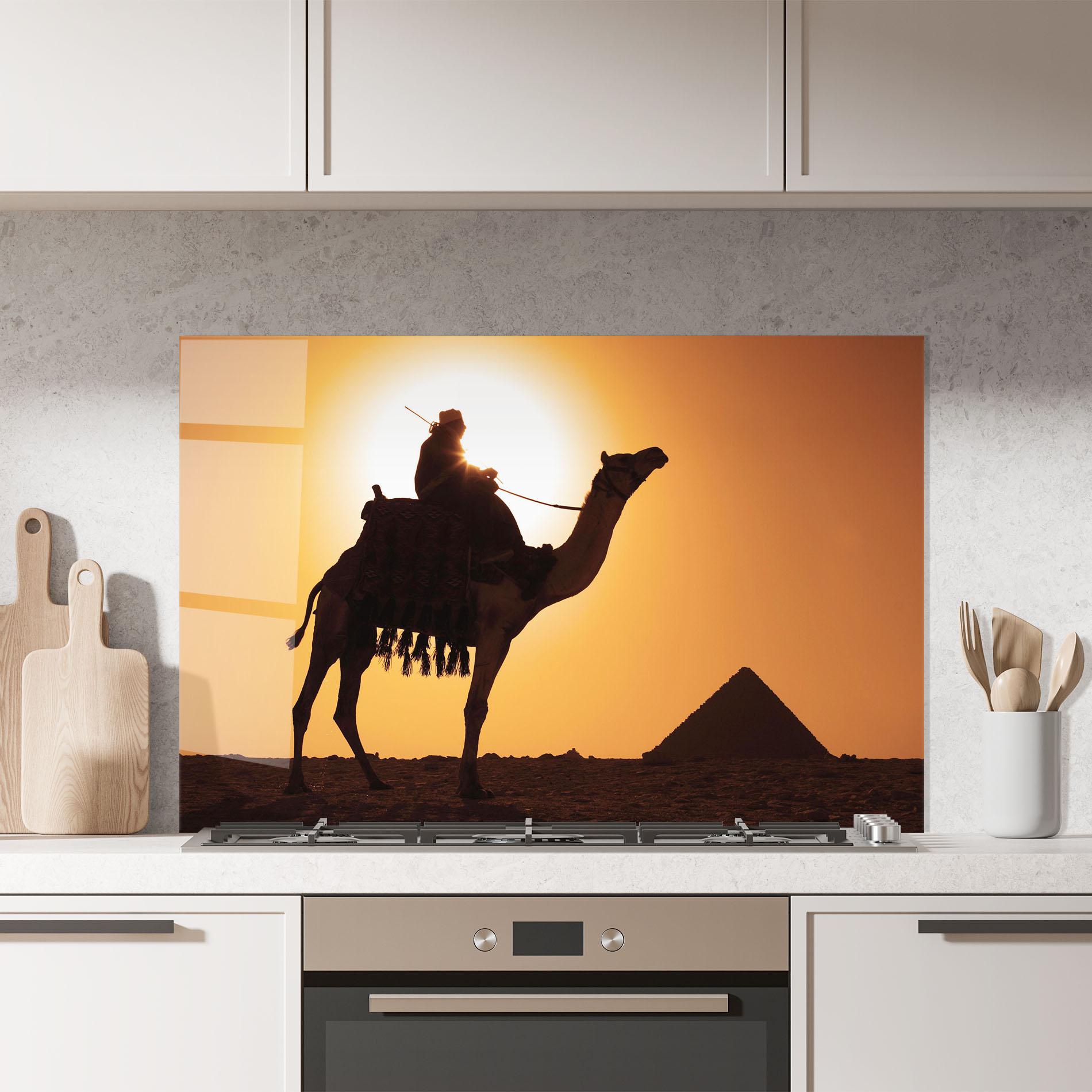 Küchenrückwand Glas Pyramids Sunset mockup 7
