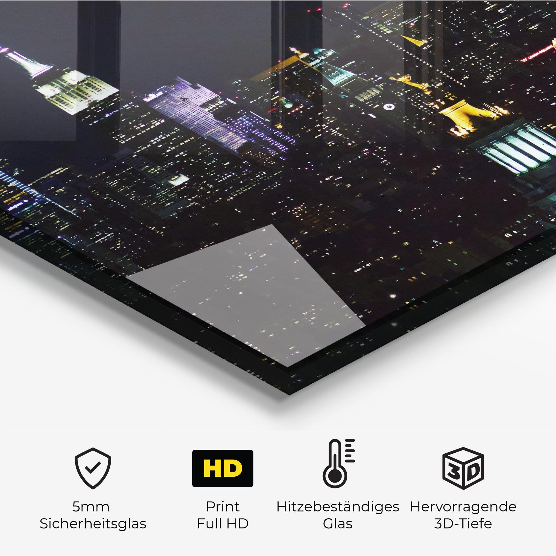 Küchenrückwand Glas Pretty City Night mockup 2