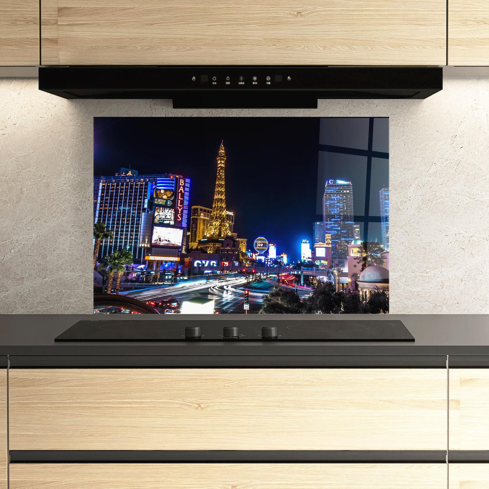 Küchenrückwand Glas Las Vegas Night mockup 3