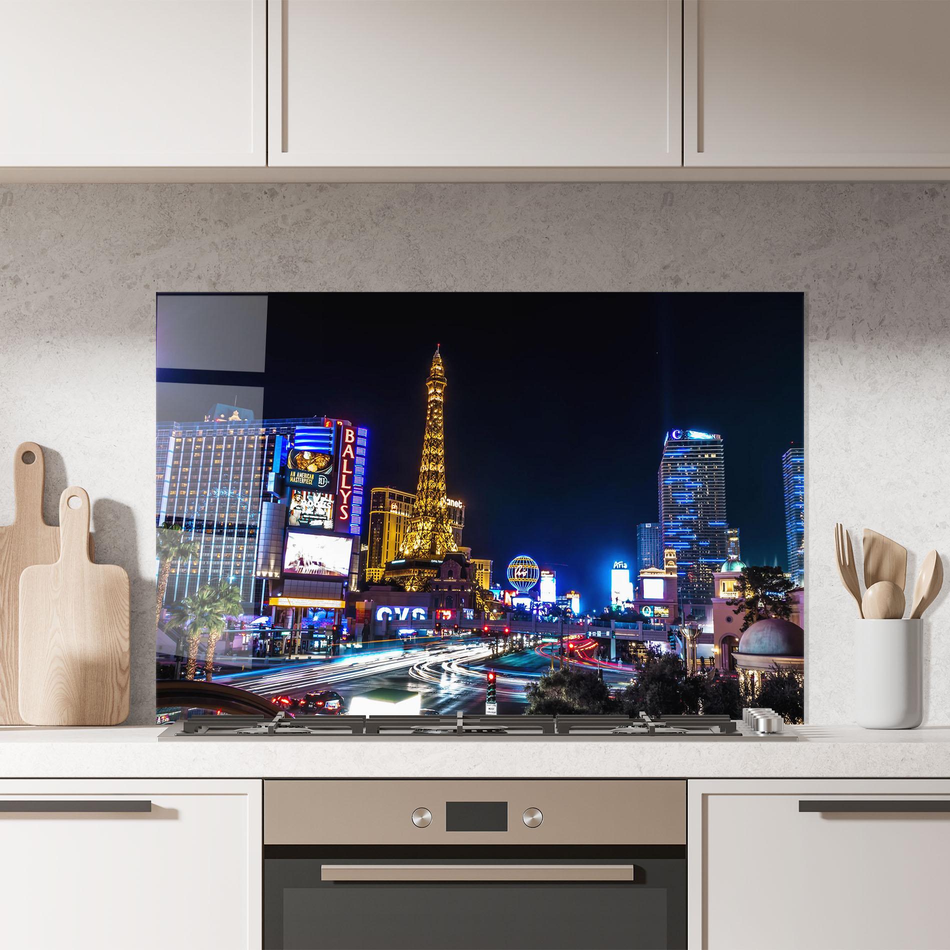 Küchenrückwand Glas Las Vegas Night mockup 7