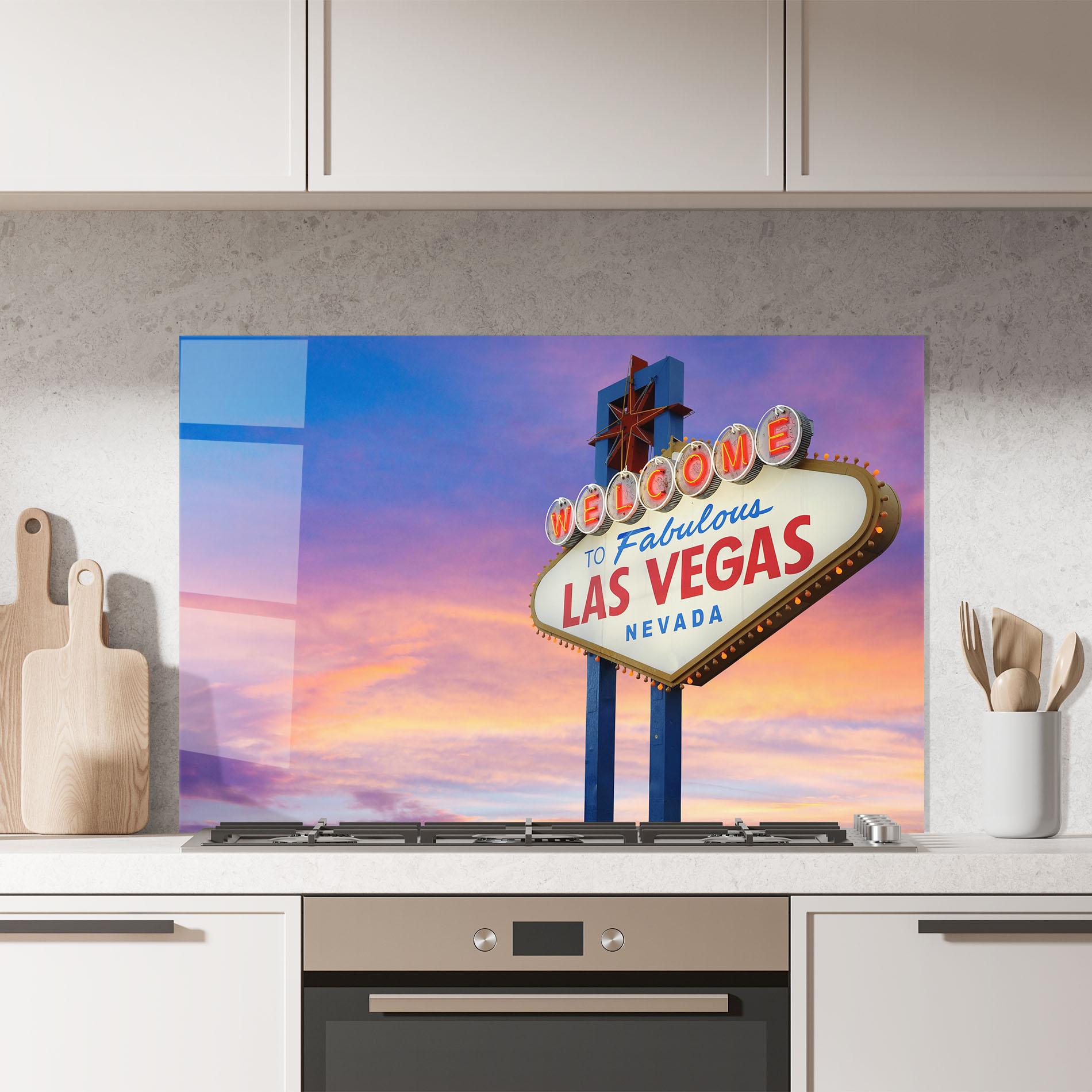 Küchenrückwand Glas Las Vegas Sign mockup 7