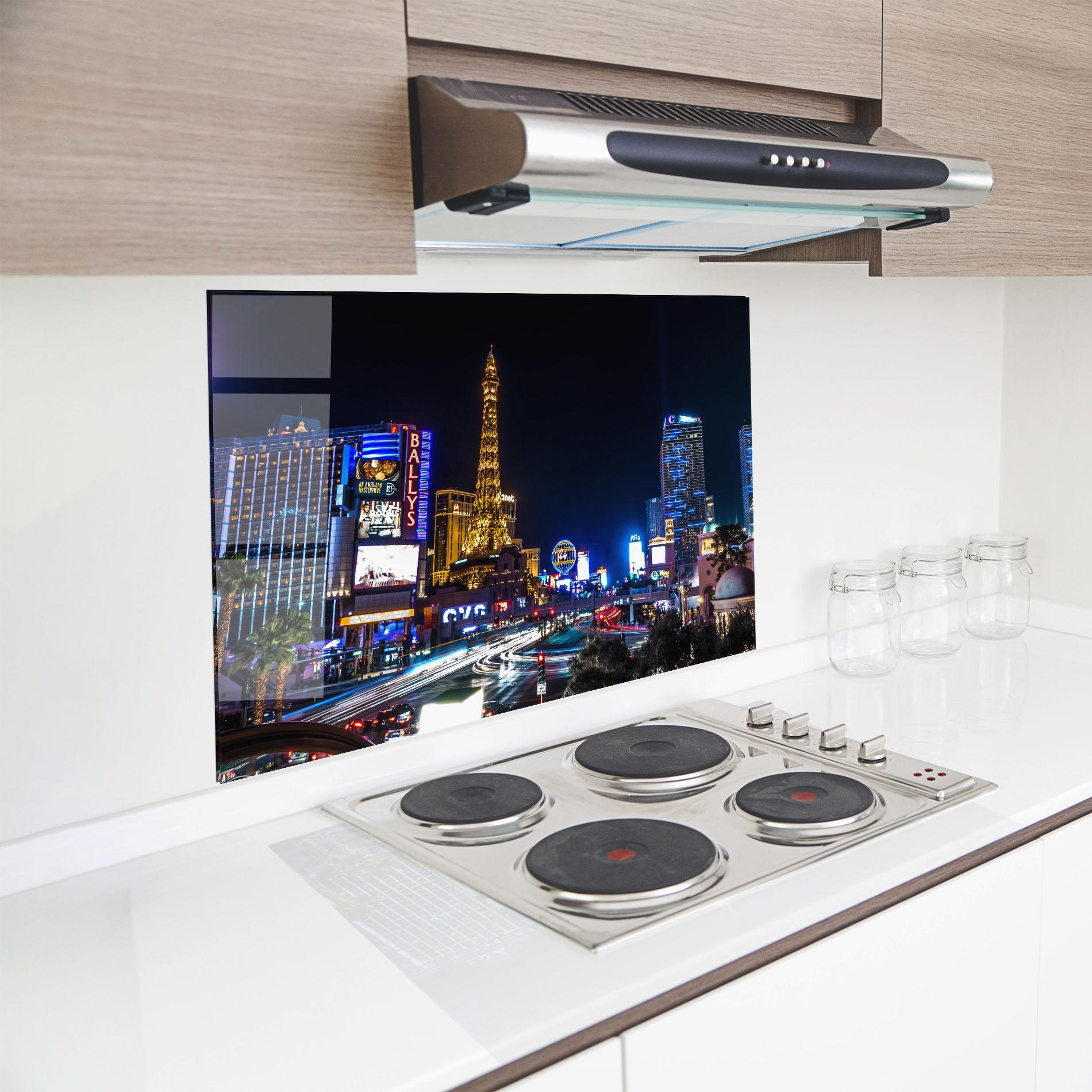 Küchenrückwand Glas Las Vegas Night mockup 8