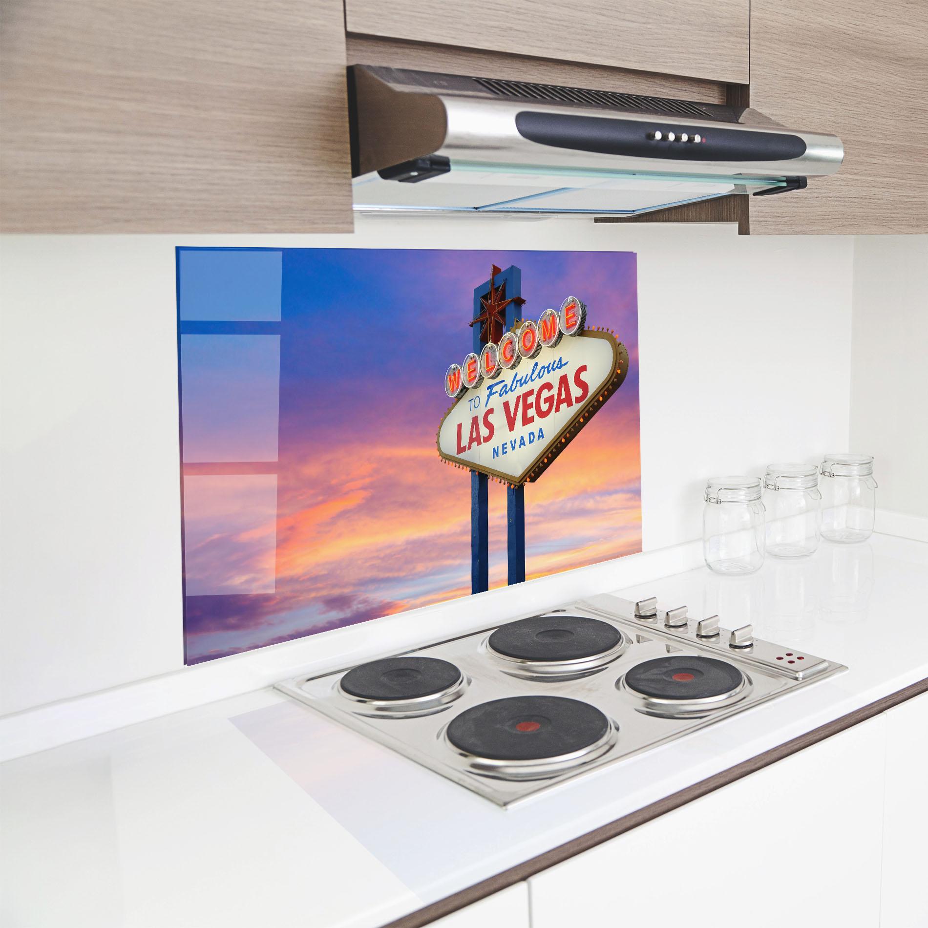 Küchenrückwand Glas Las Vegas Sign mockup 8