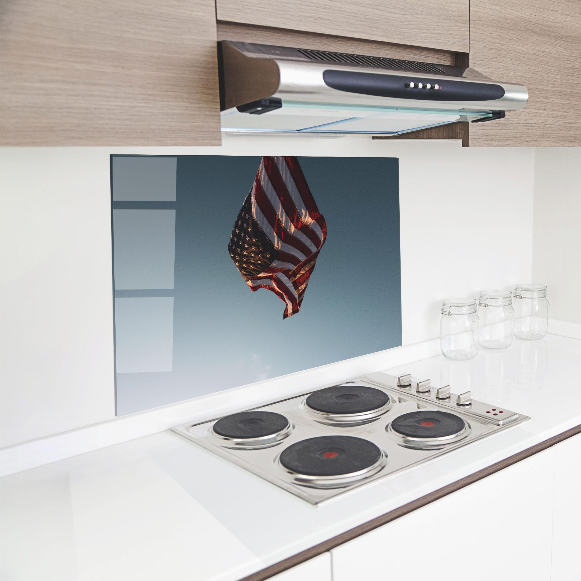 Küchenrückwand Glas Usa Flag mockup 8