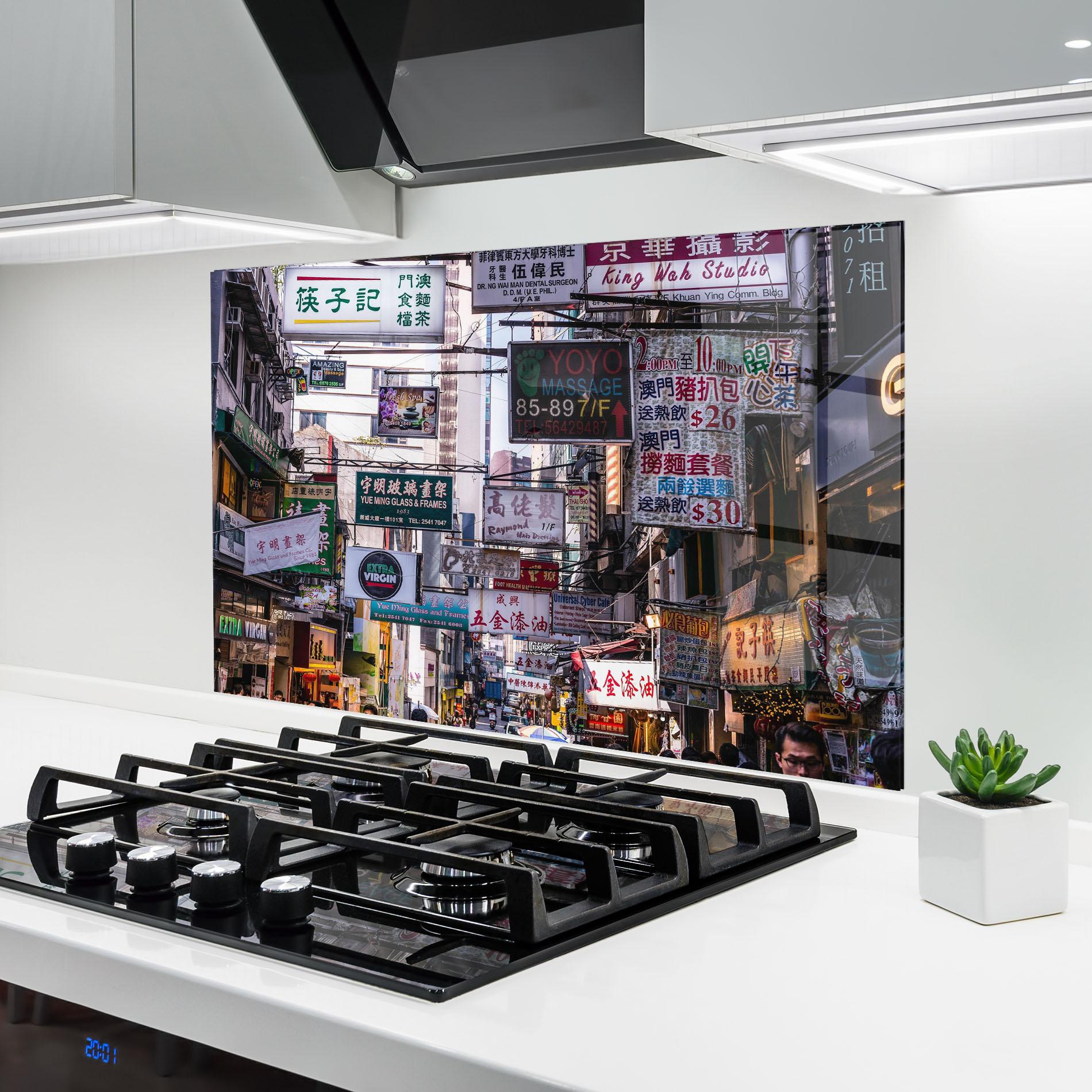 Küchenrückwand Glas Mong Kok mockup 6