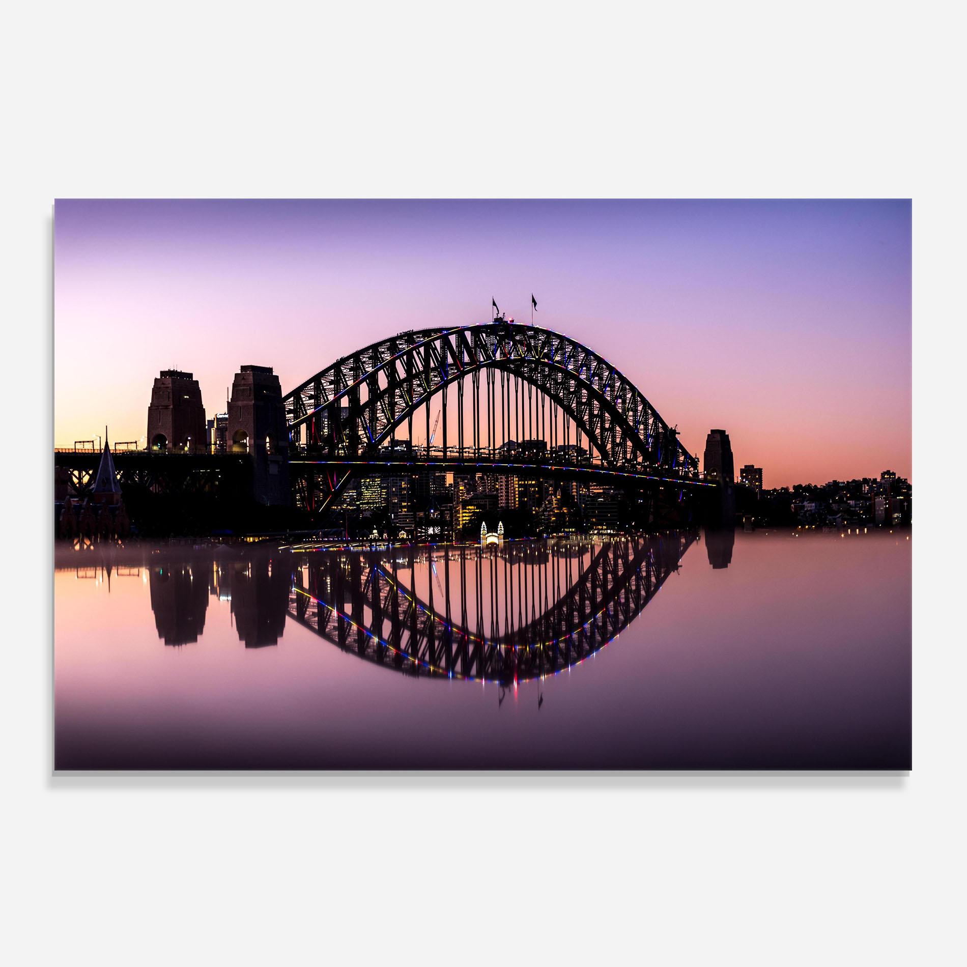 Küchenrückwand Glas Purple Night Sydney mockup 0