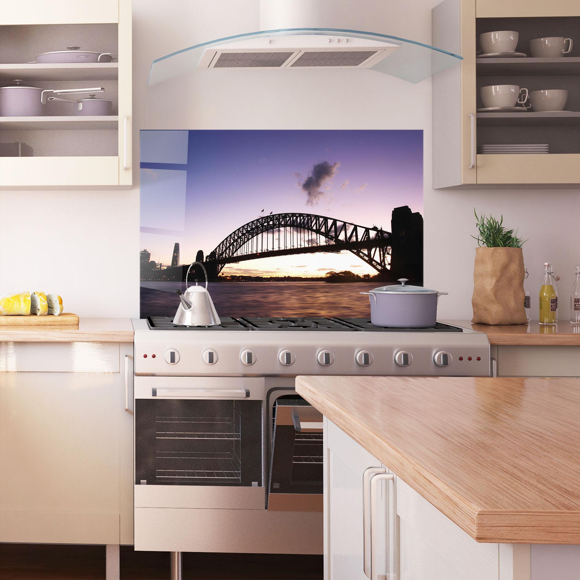 Küchenrückwand Glas Purple Sky Sydney mockup 1