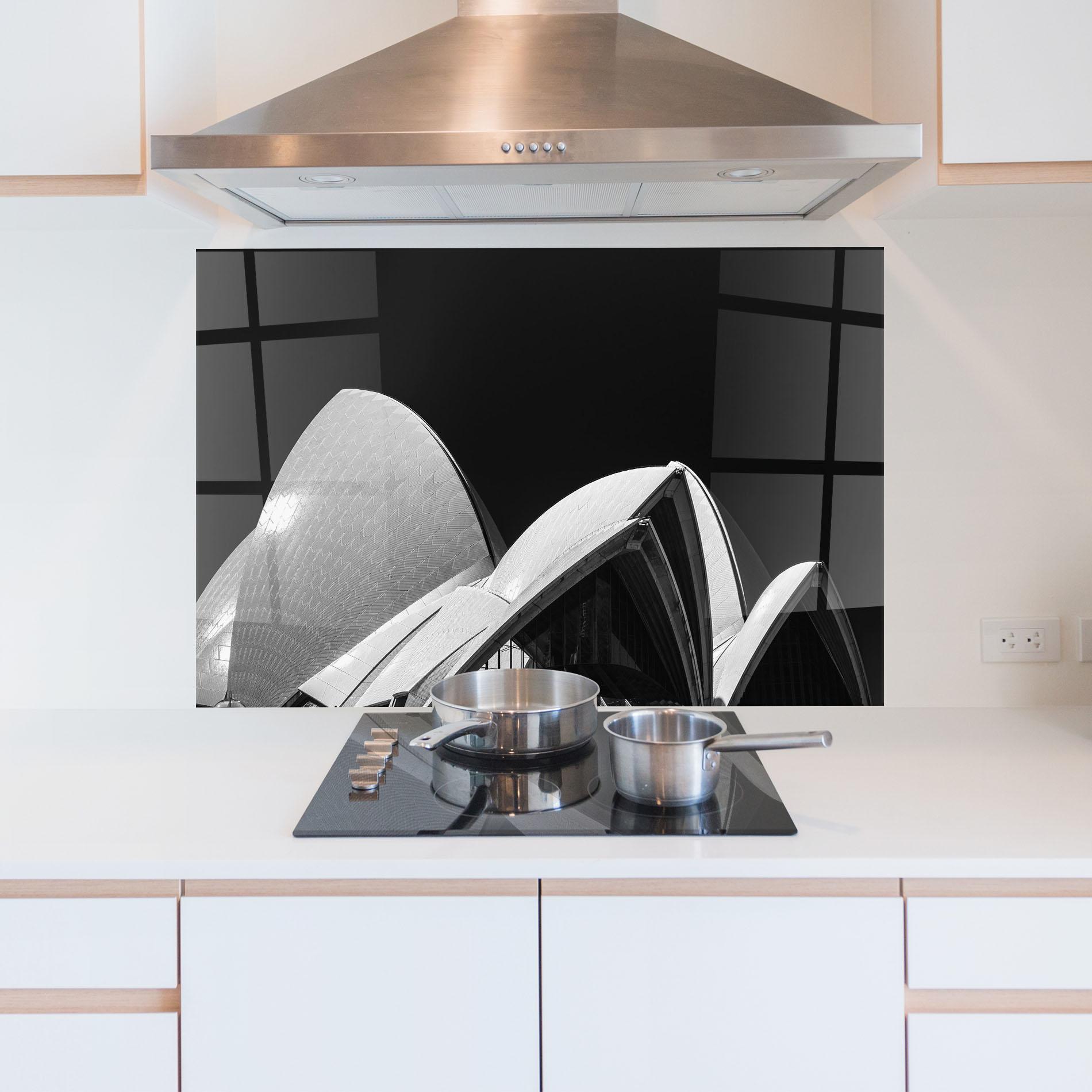 Küchenrückwand Glas Opera House Close Up mockup 5