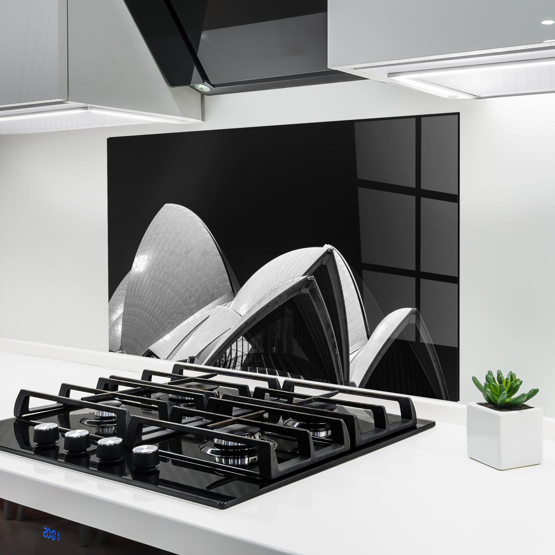 Küchenrückwand Glas Opera House Close Up mockup 6