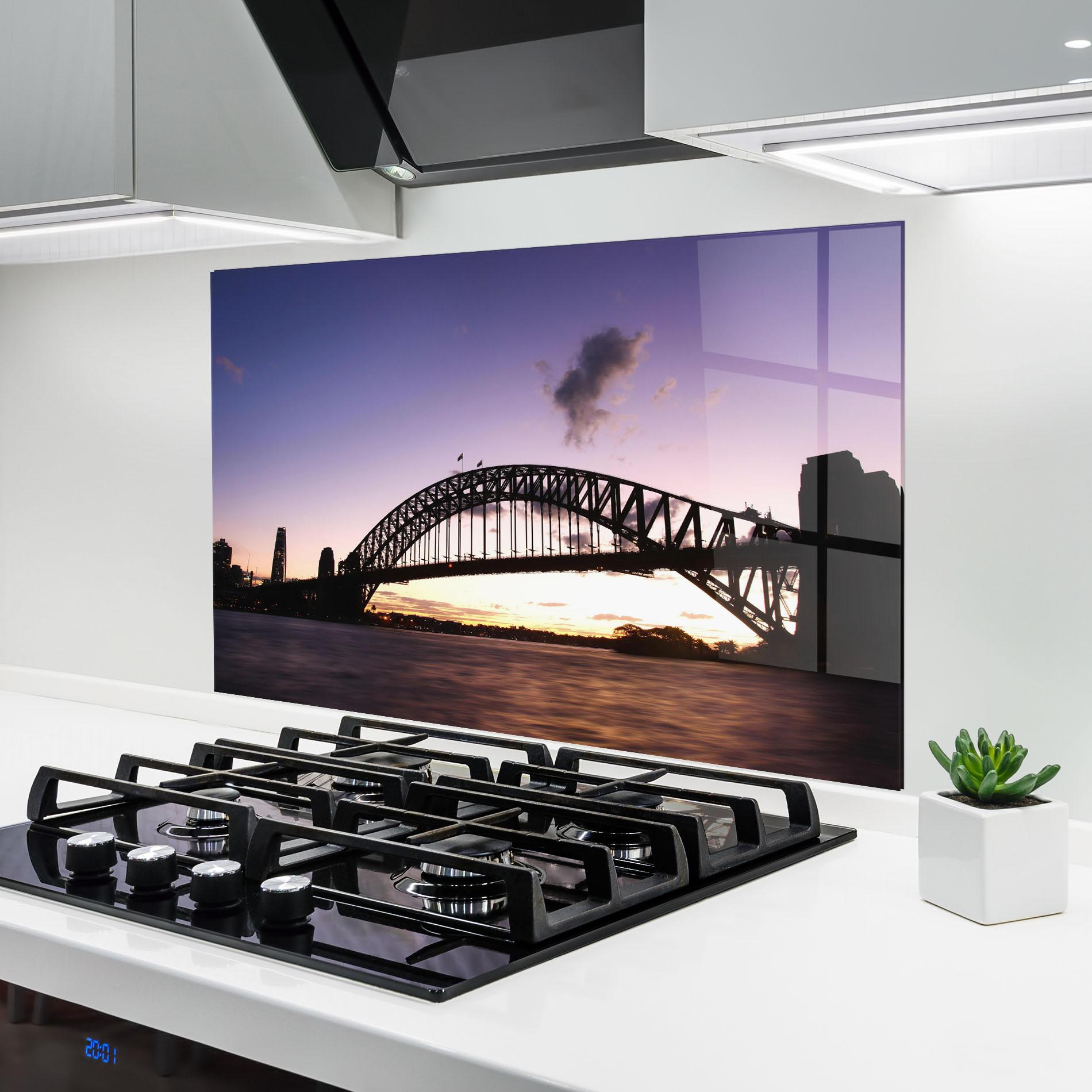 Küchenrückwand Glas Purple Sky Sydney mockup 6