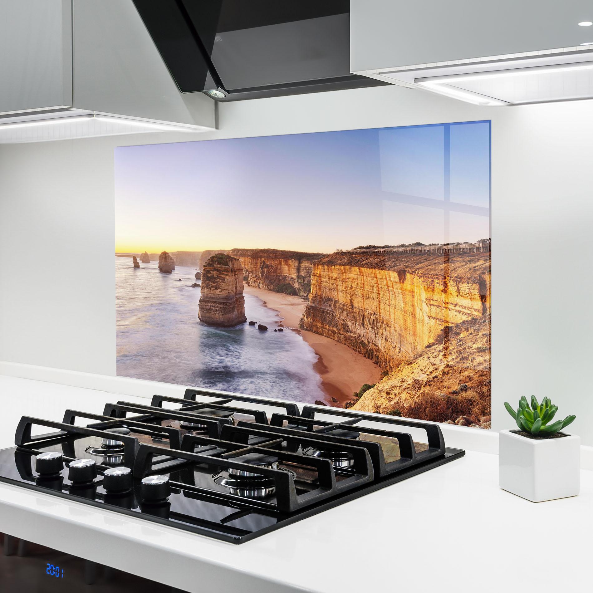 Küchenrückwand Glas Victoria Port mockup 6