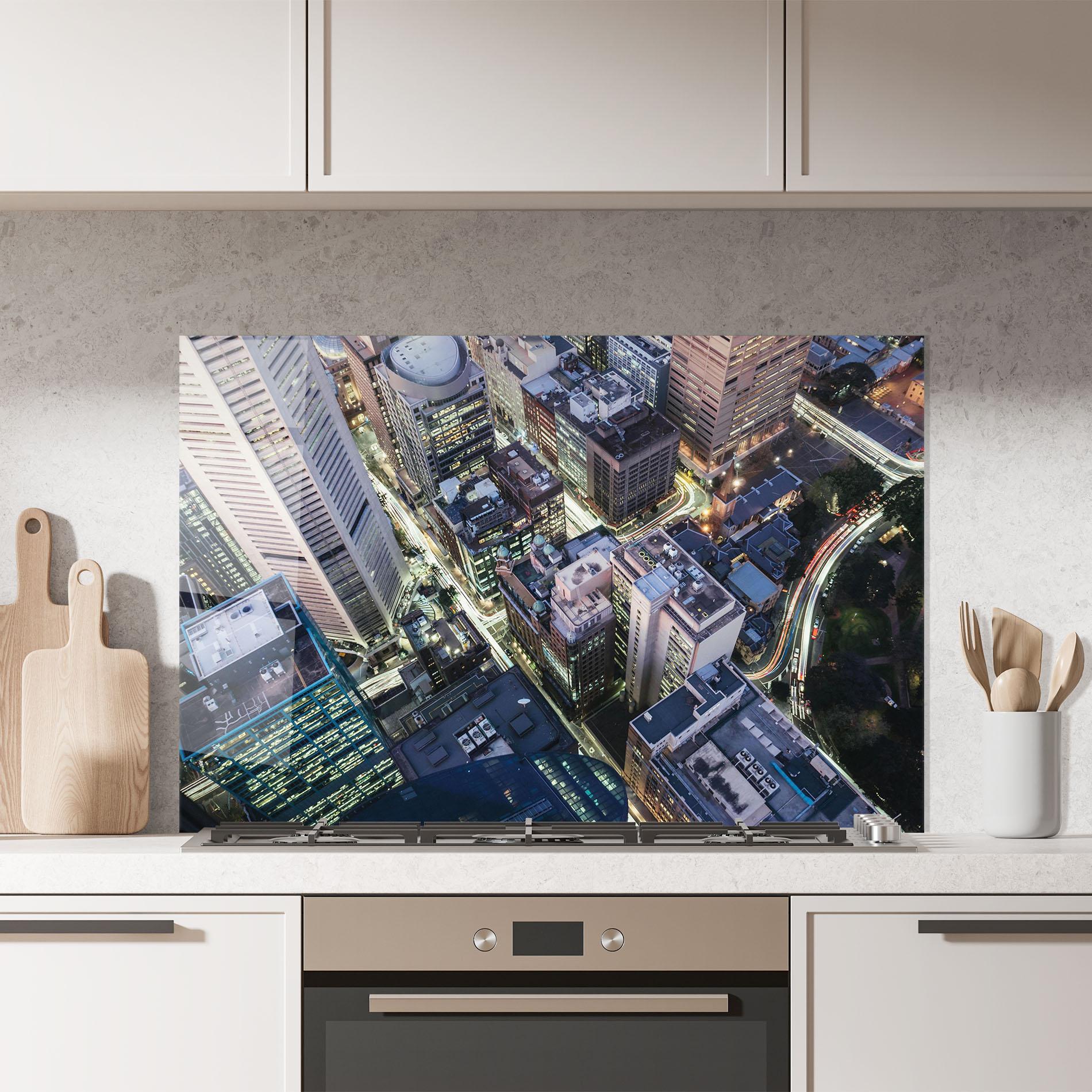 Küchenrückwand Glas Green Purple Skyline mockup 7