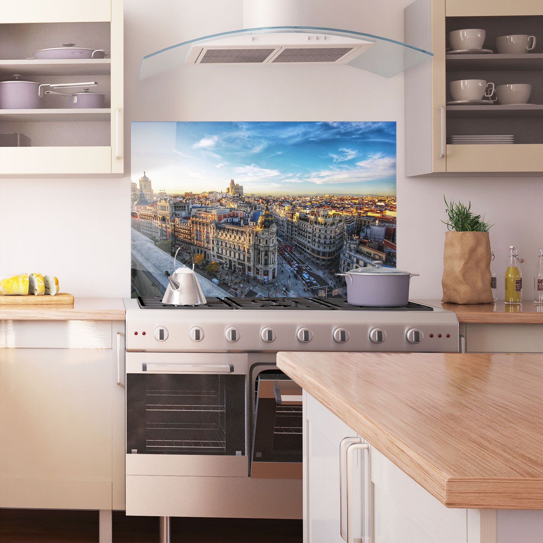 Madrid View mockup 1