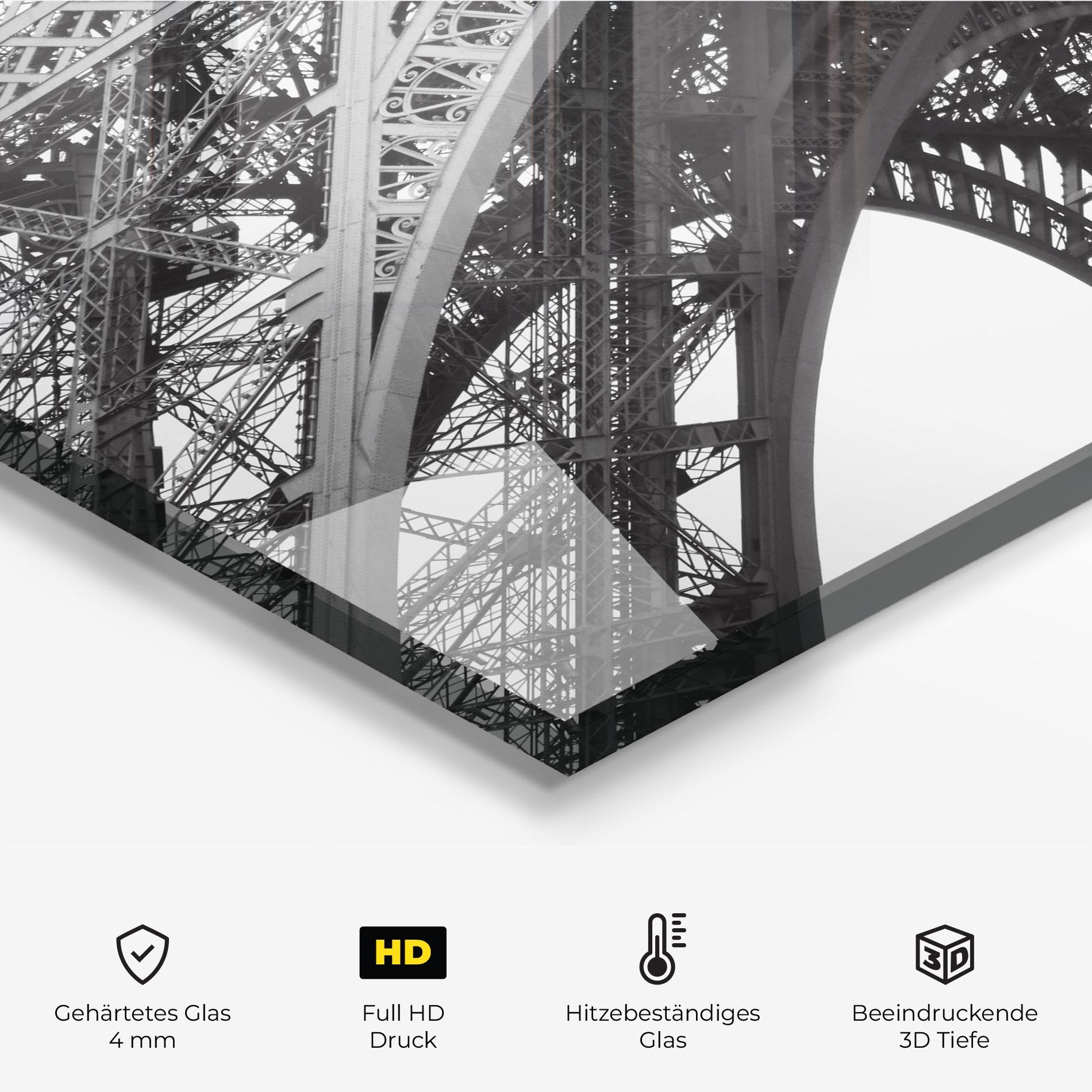 Küchenrückwand Glas Grey Eiffel Tower mockup 2