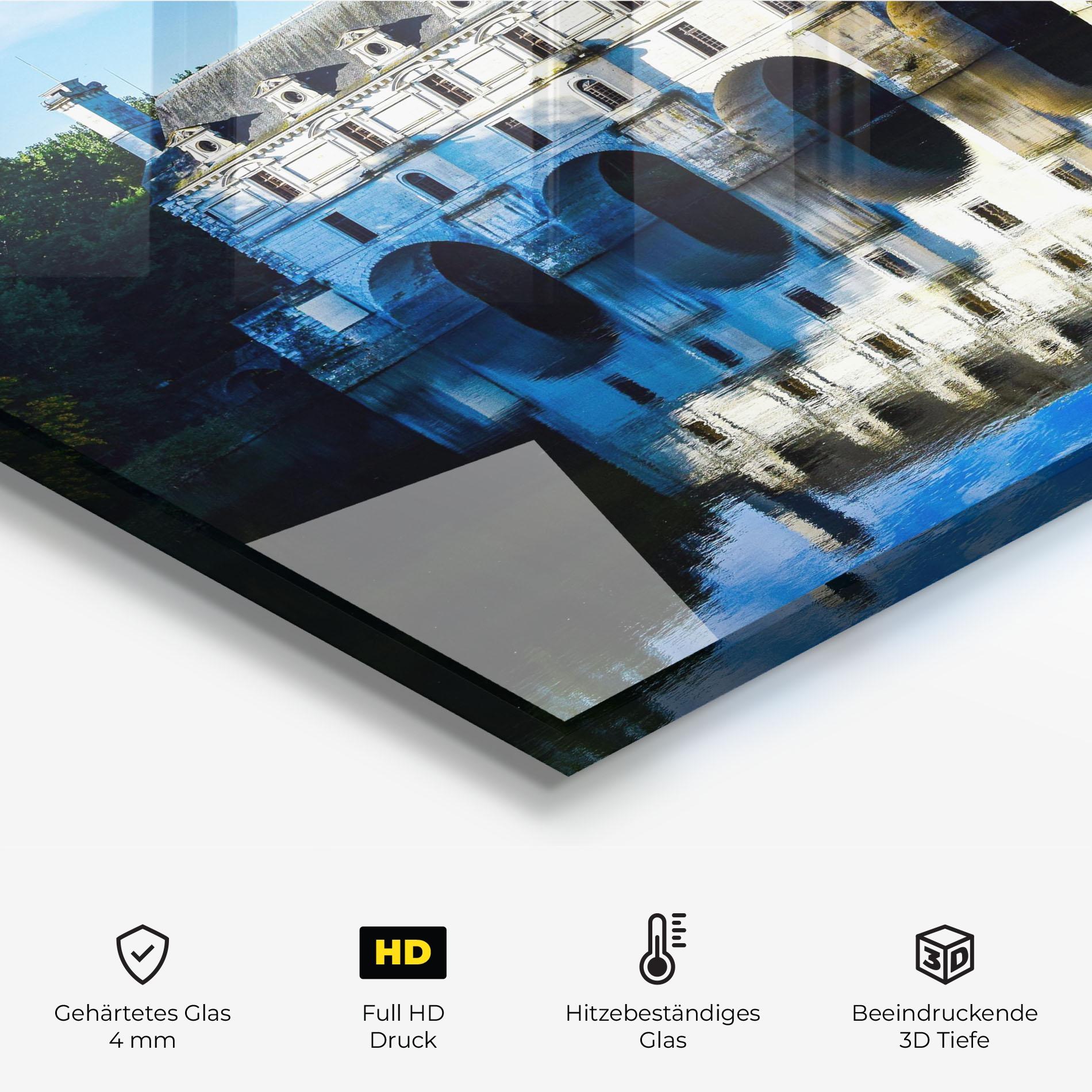 Küchenrückwand Glas White Building Reflection mockup 2