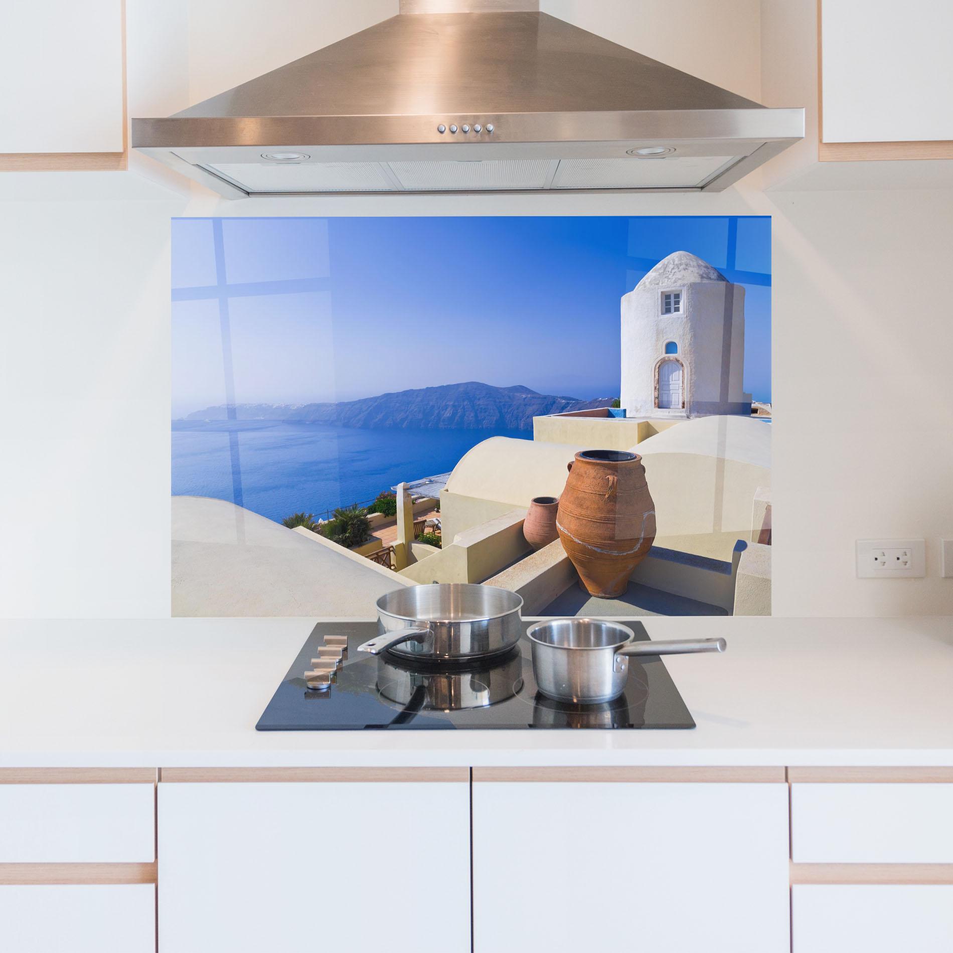 Küchenrückwand Glas Santorini View Greece mockup 5