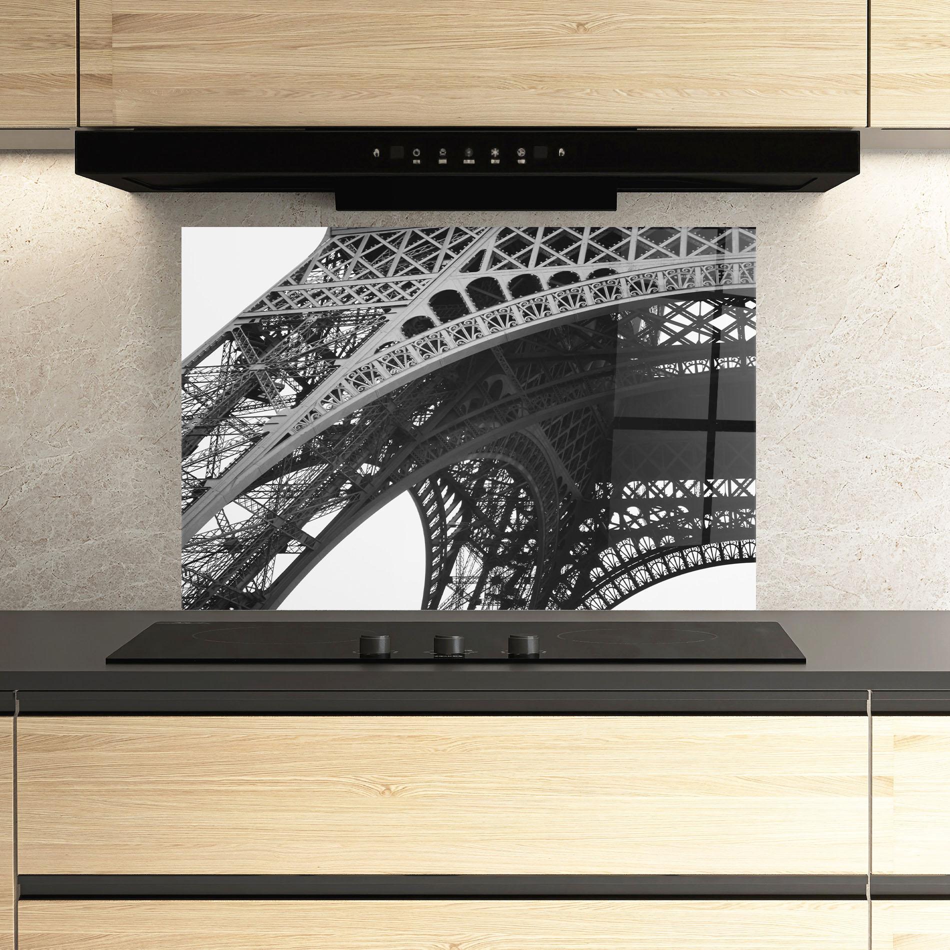 Küchenrückwand Glas Grey Eiffel Tower mockup 3