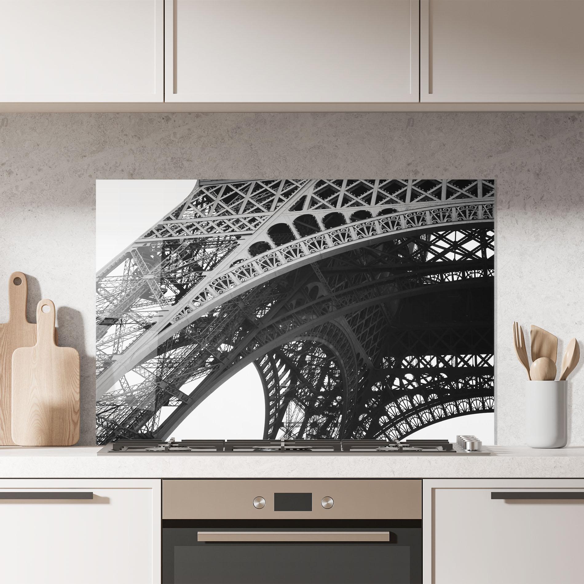Küchenrückwand Glas Grey Eiffel Tower mockup 7