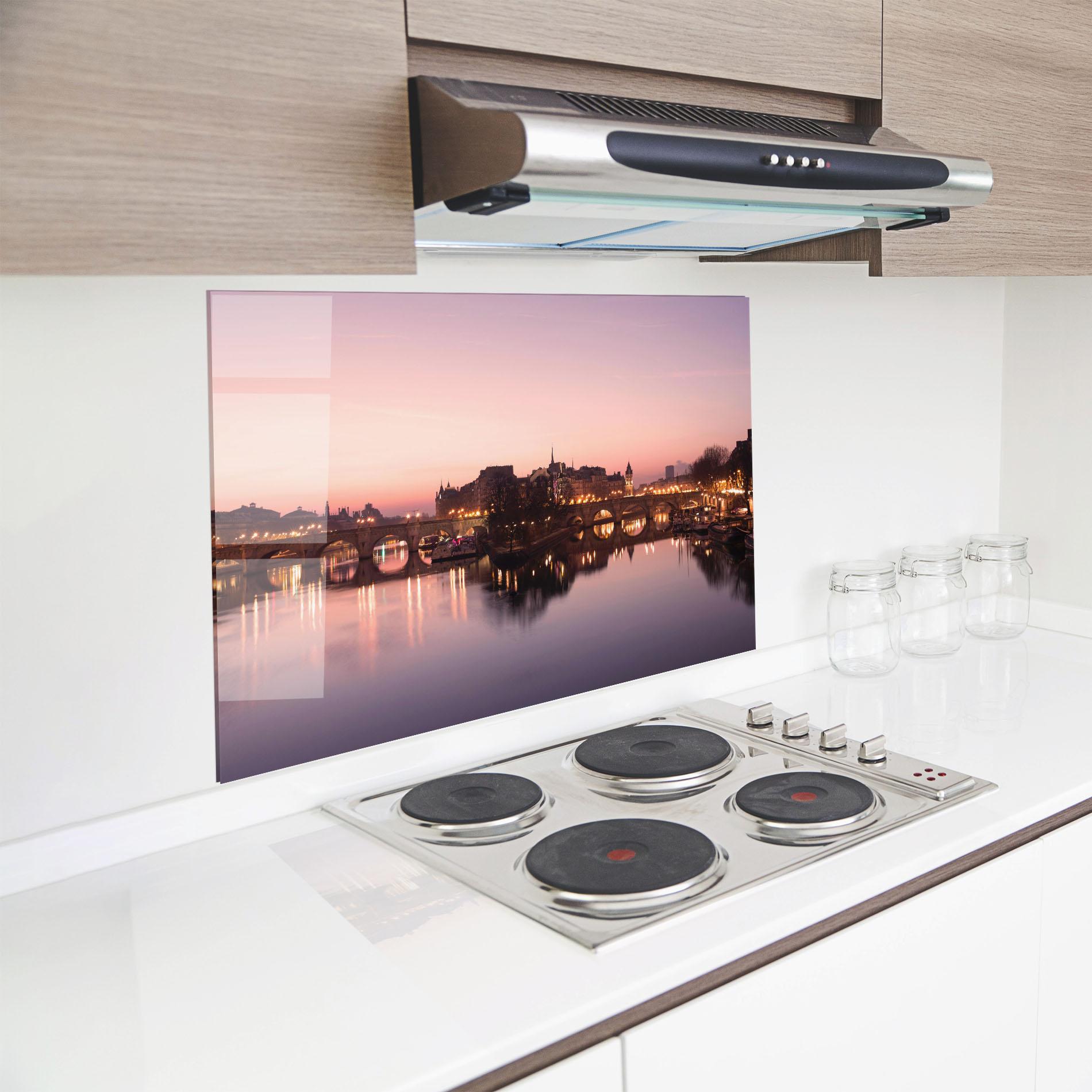 Küchenrückwand Glas Seine River mockup 8