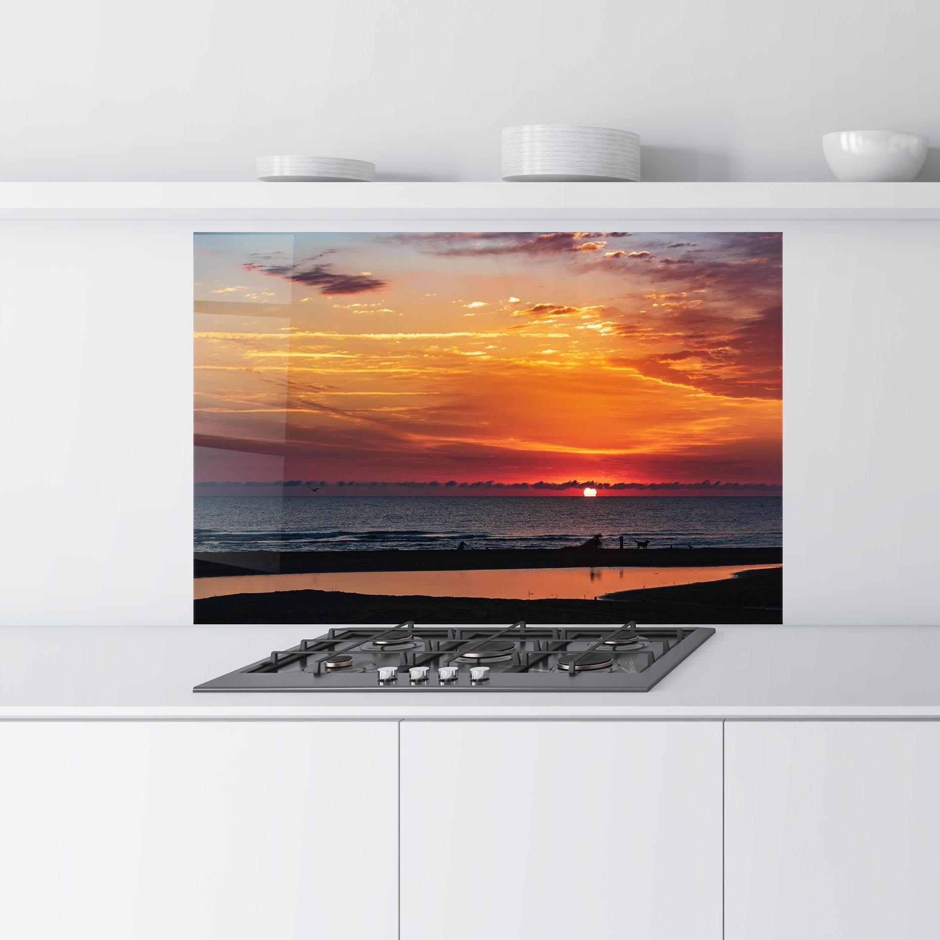 Küchenrückwand Glas Colorful Sunrise Sea mockup 9