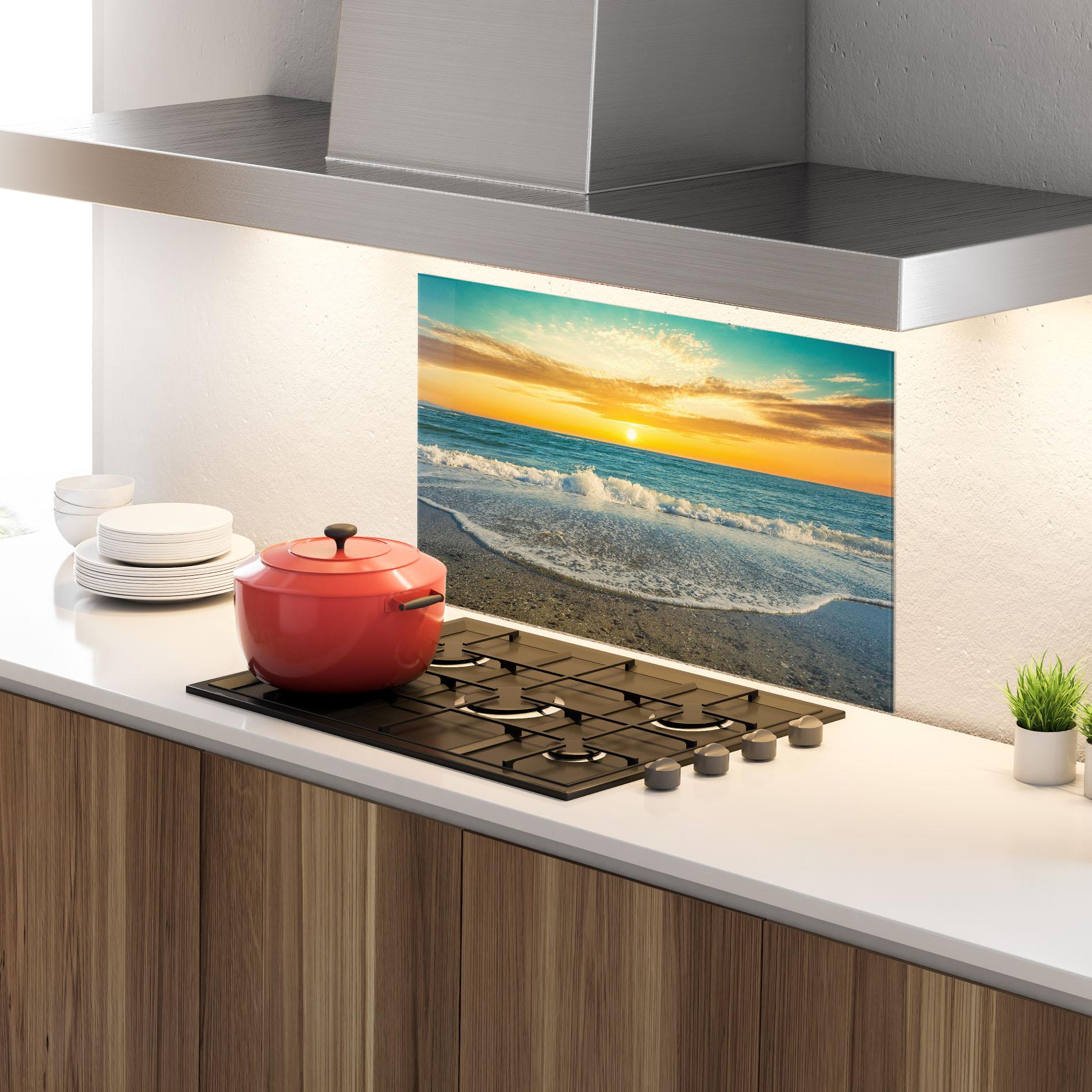 Küchenrückwand Glas Beach Dramatic Sunset mockup 4