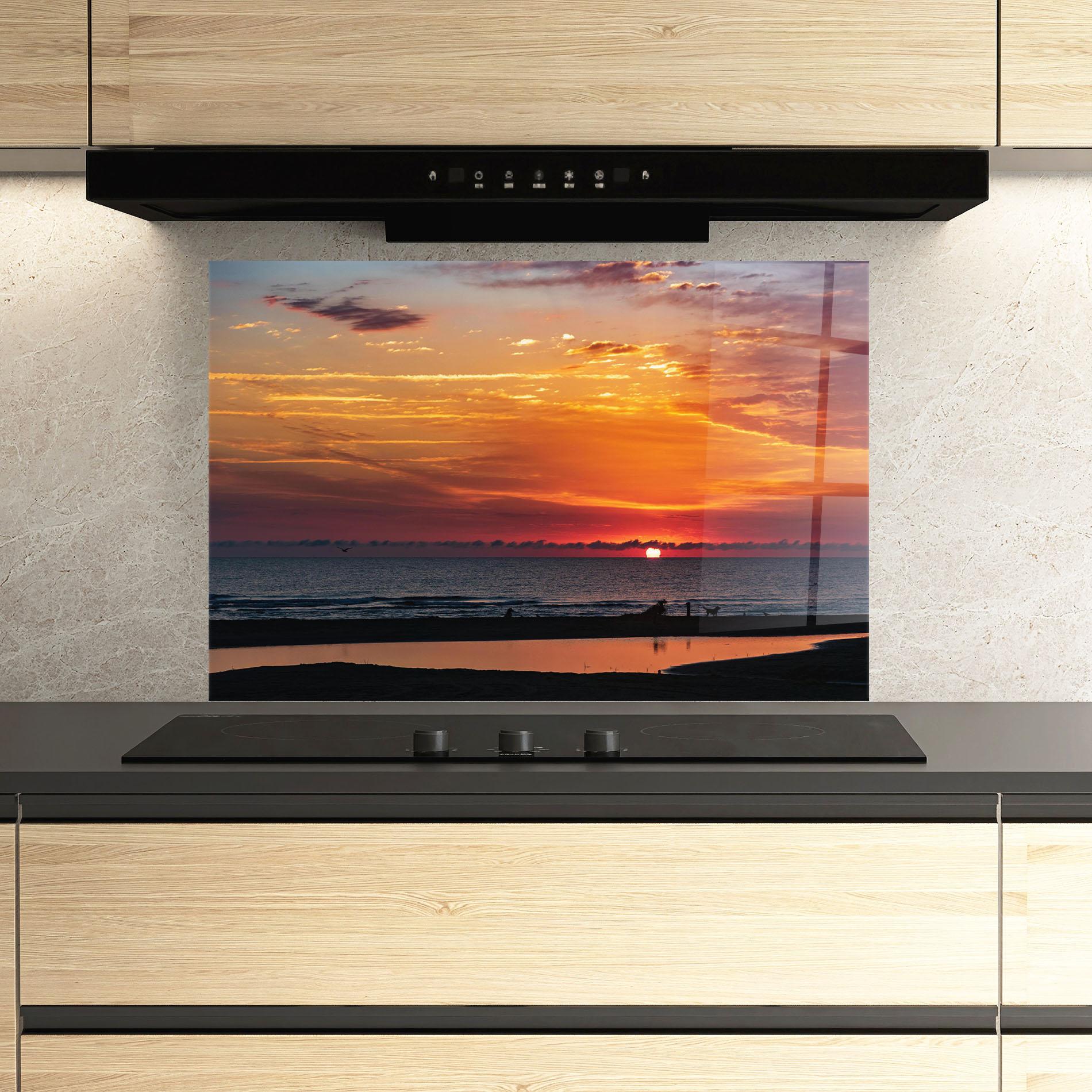 Küchenrückwand Glas Colorful Sunrise Sea mockup 3